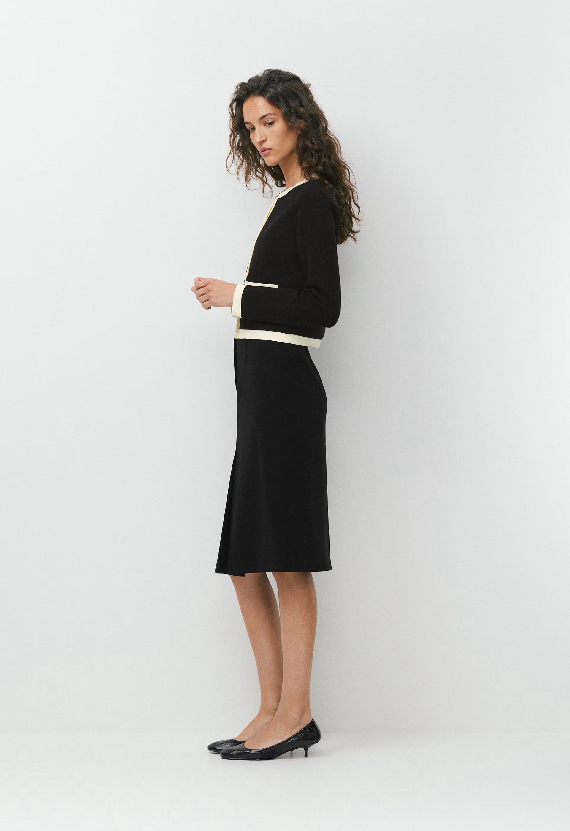 Approach Cardigan - Wonder Yarn - BLACK/LIGHT BIRCH