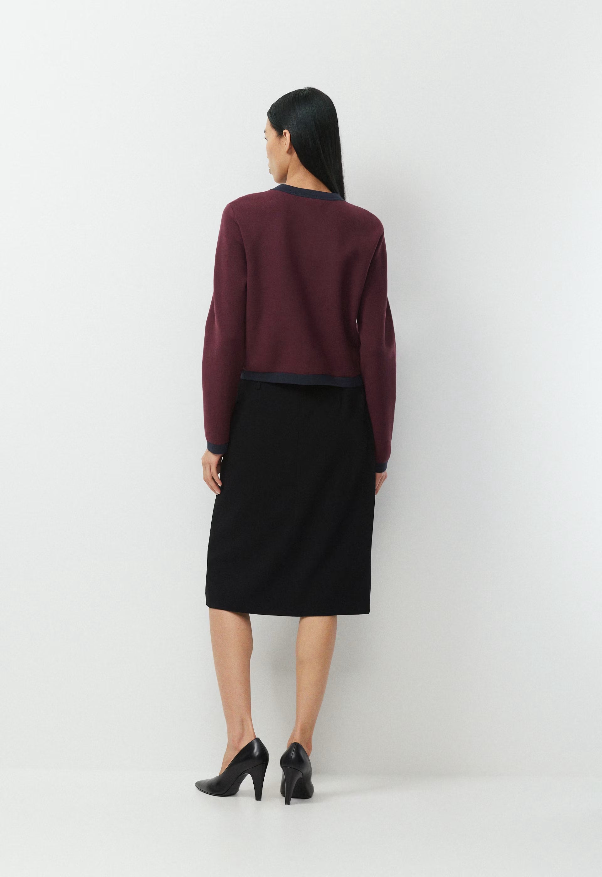 Approach Cardigan - Wonder Yarn - GL PLM/DK NGHT NVY
