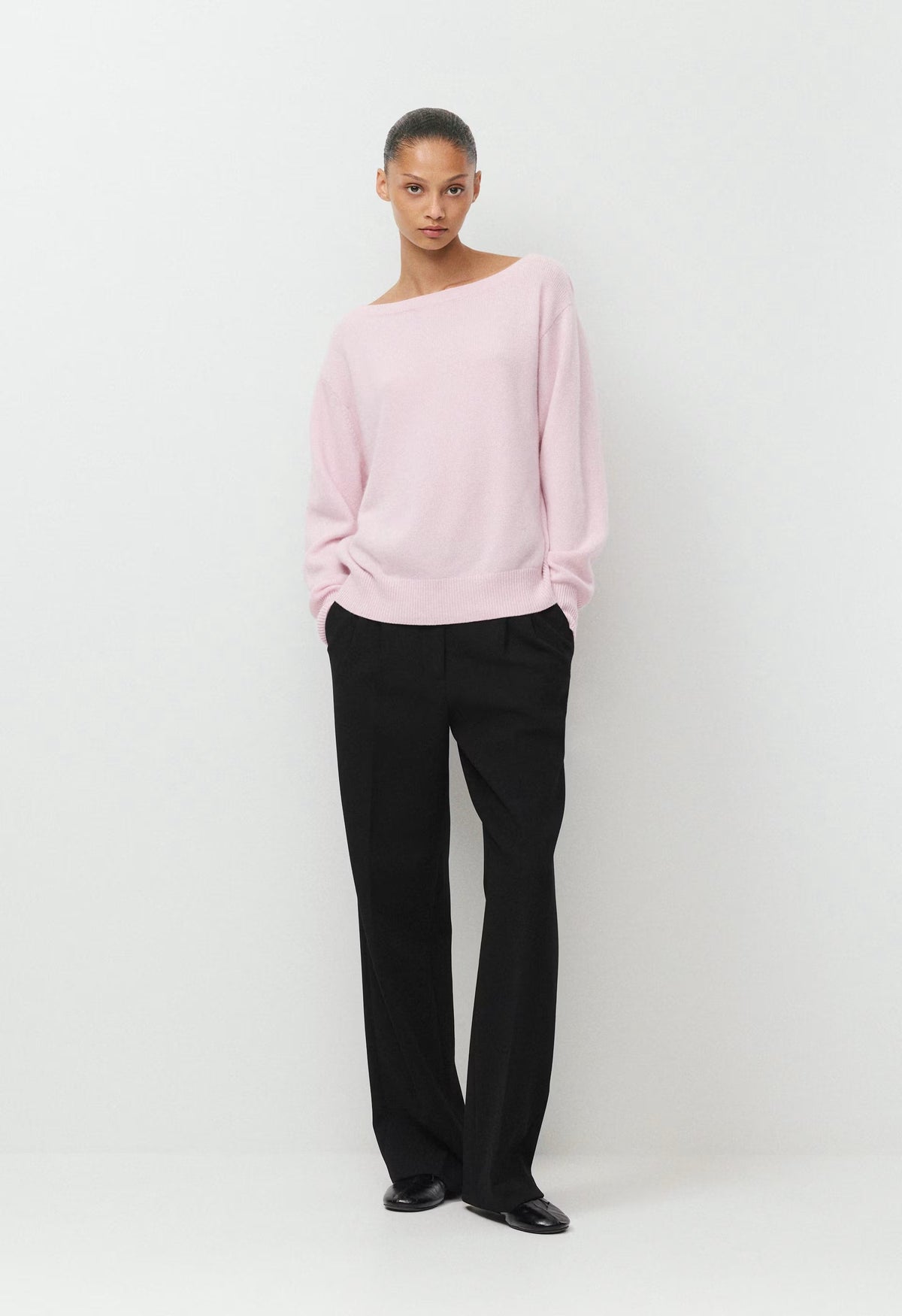 Essential Cashmere Nuance Sweater - MAGNOLIA