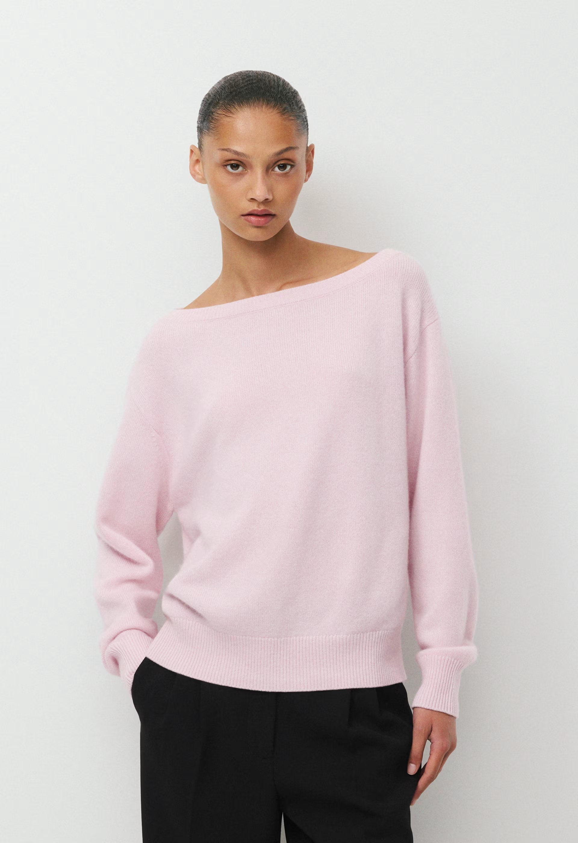 Essential Cashmere Nuance Sweater - MAGNOLIA