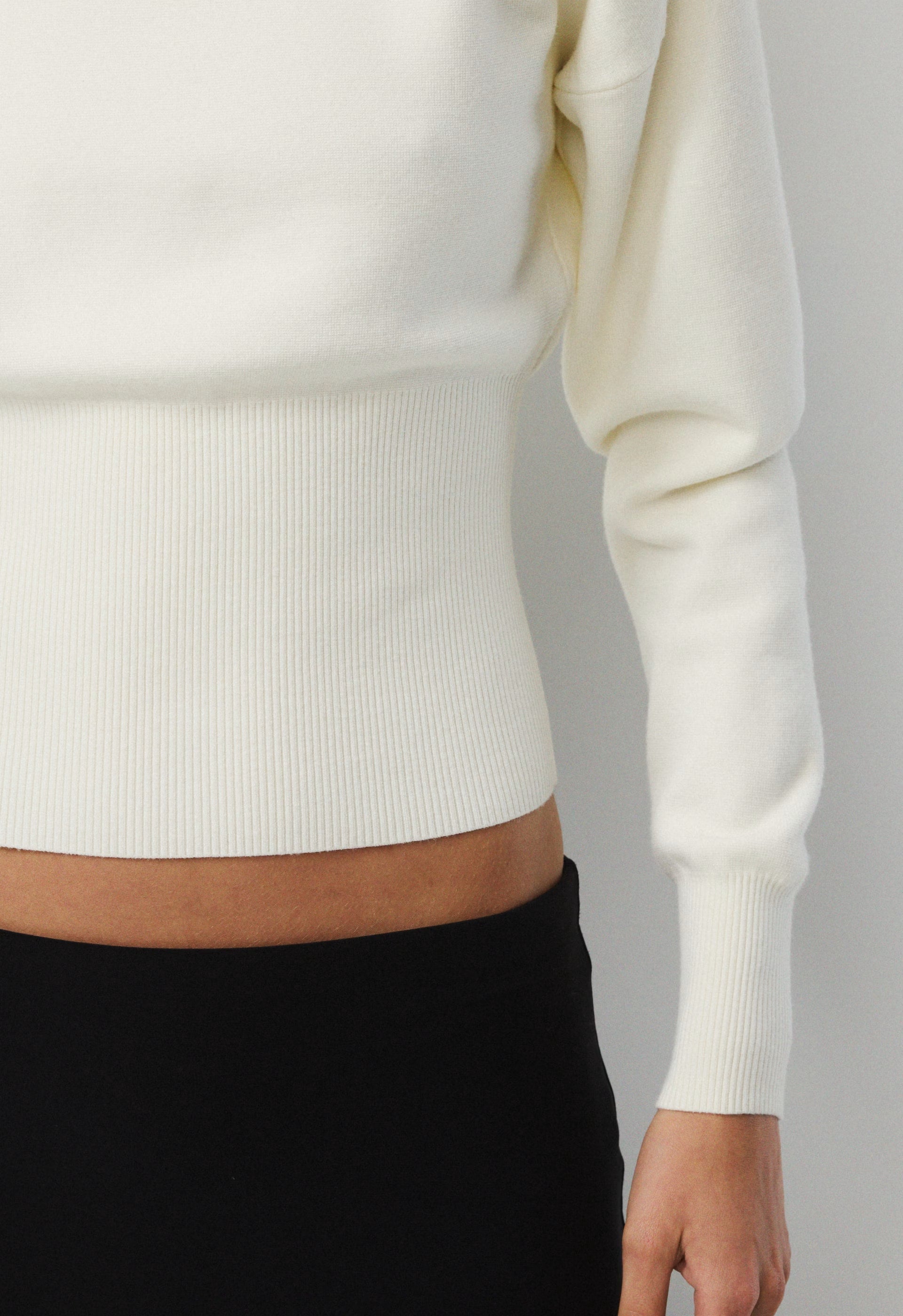 Crescendo Sweater - Wonder Yarn - LIGHT BIRCH
