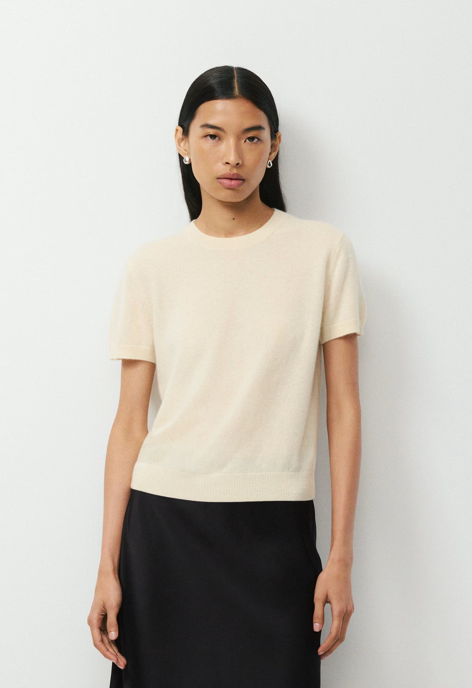 Bare Cashmere Bloor Shortsleeve Sweater - SEASIDE CREAM