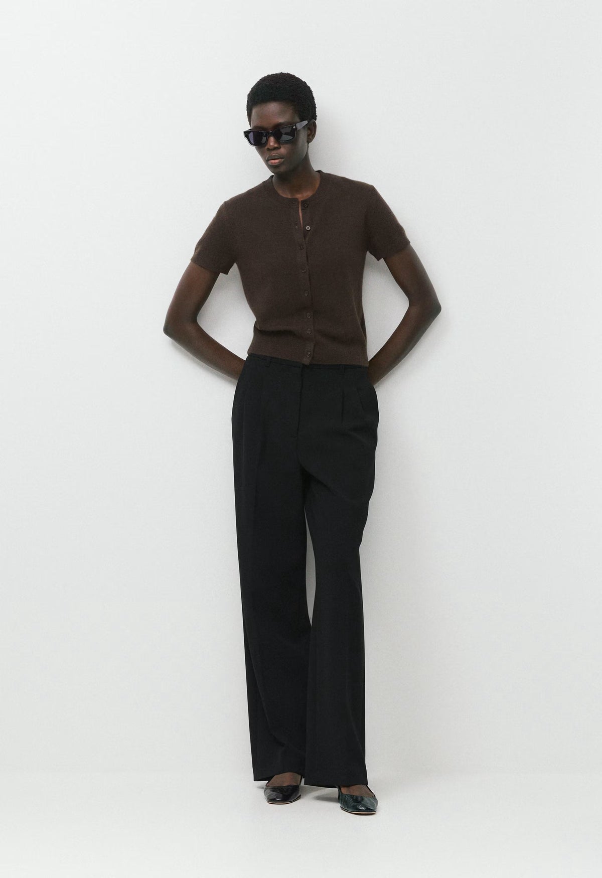 Bare Cashmere Noteworthy Shortsleeve Cardigan - CACAO NIB BROWN