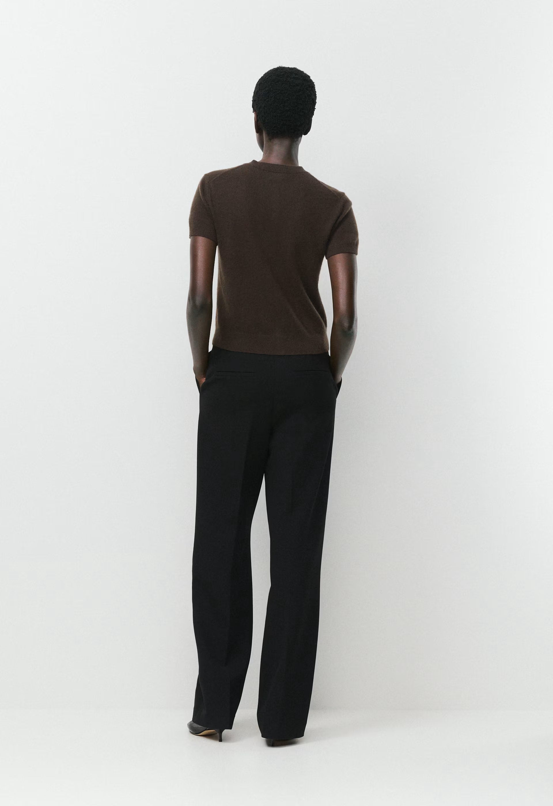 Bare Cashmere Noteworthy Shortsleeve Cardigan - CACAO NIB BROWN
