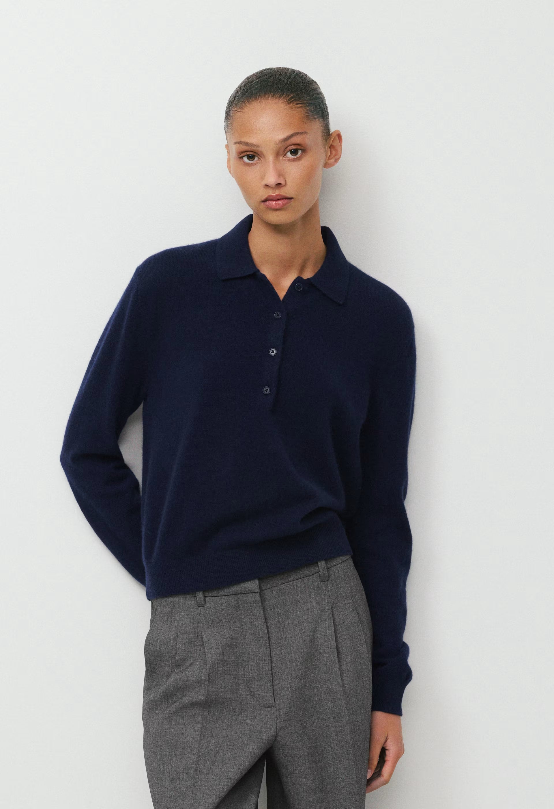 Bare Cashmere Cellini Sweater - ADMIRAL NAVY