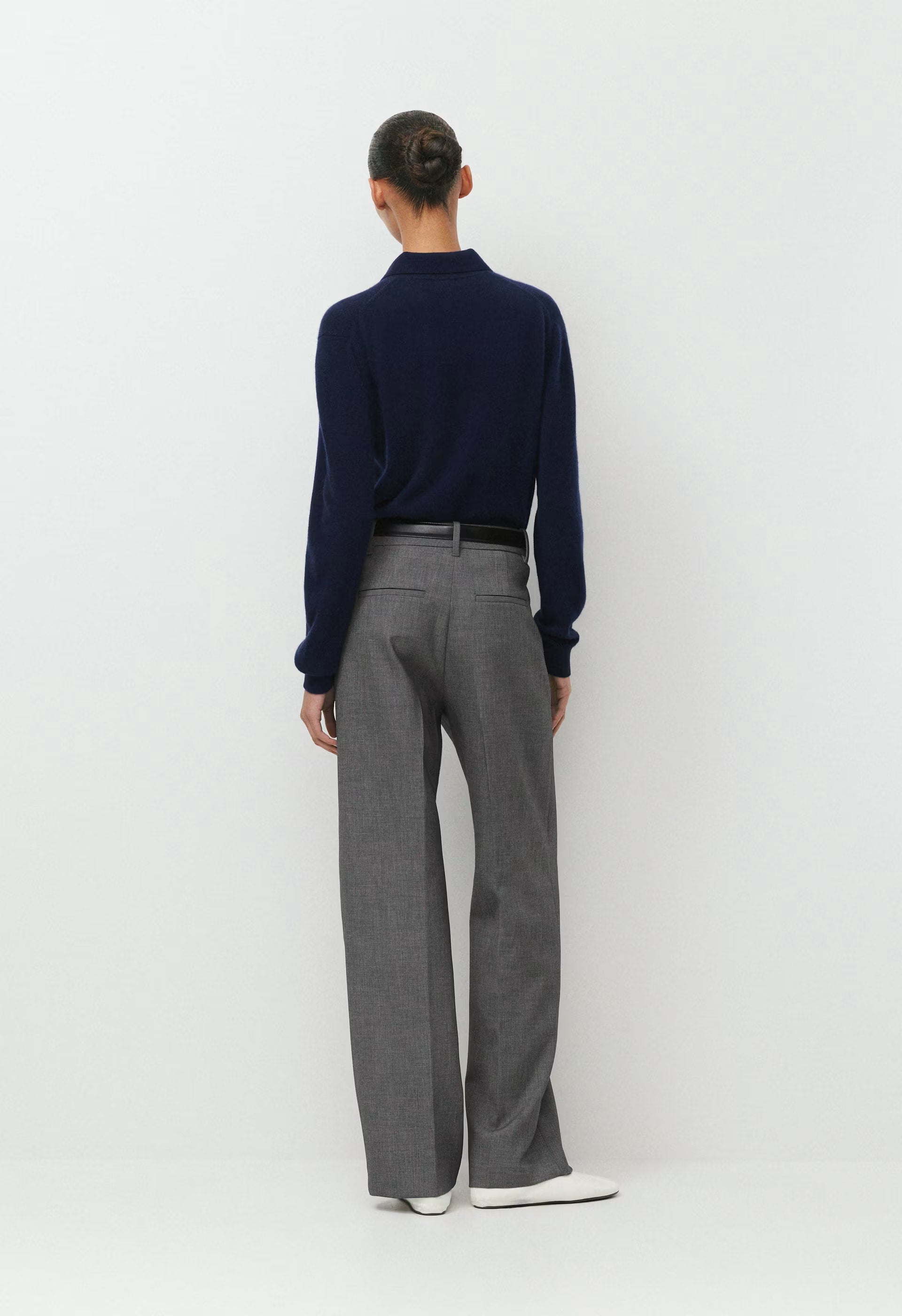 Bare Cashmere Cellini Sweater - ADMIRAL NAVY
