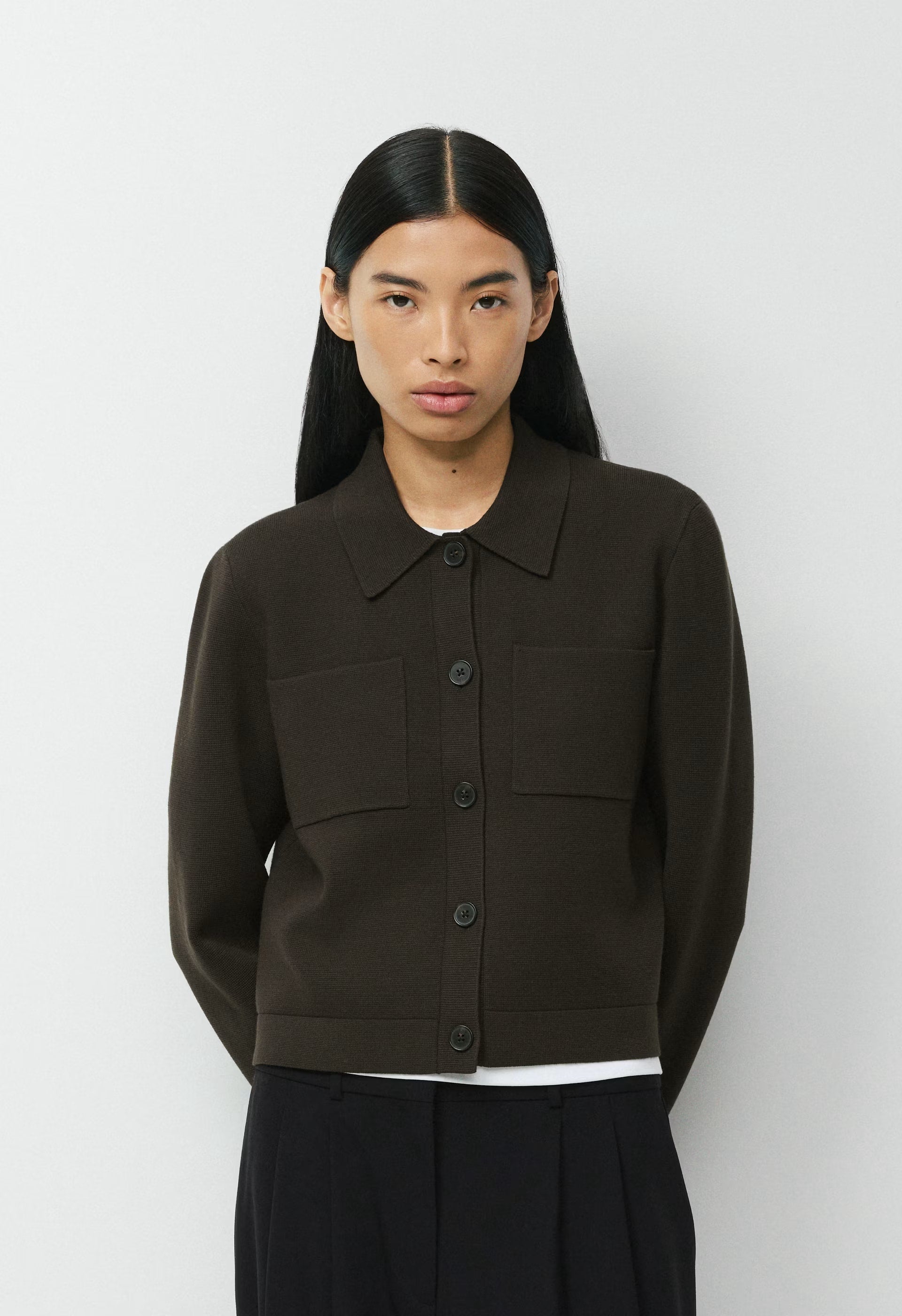 Society Cardigan - Wonder Yarn - CACAO NIB BROWN