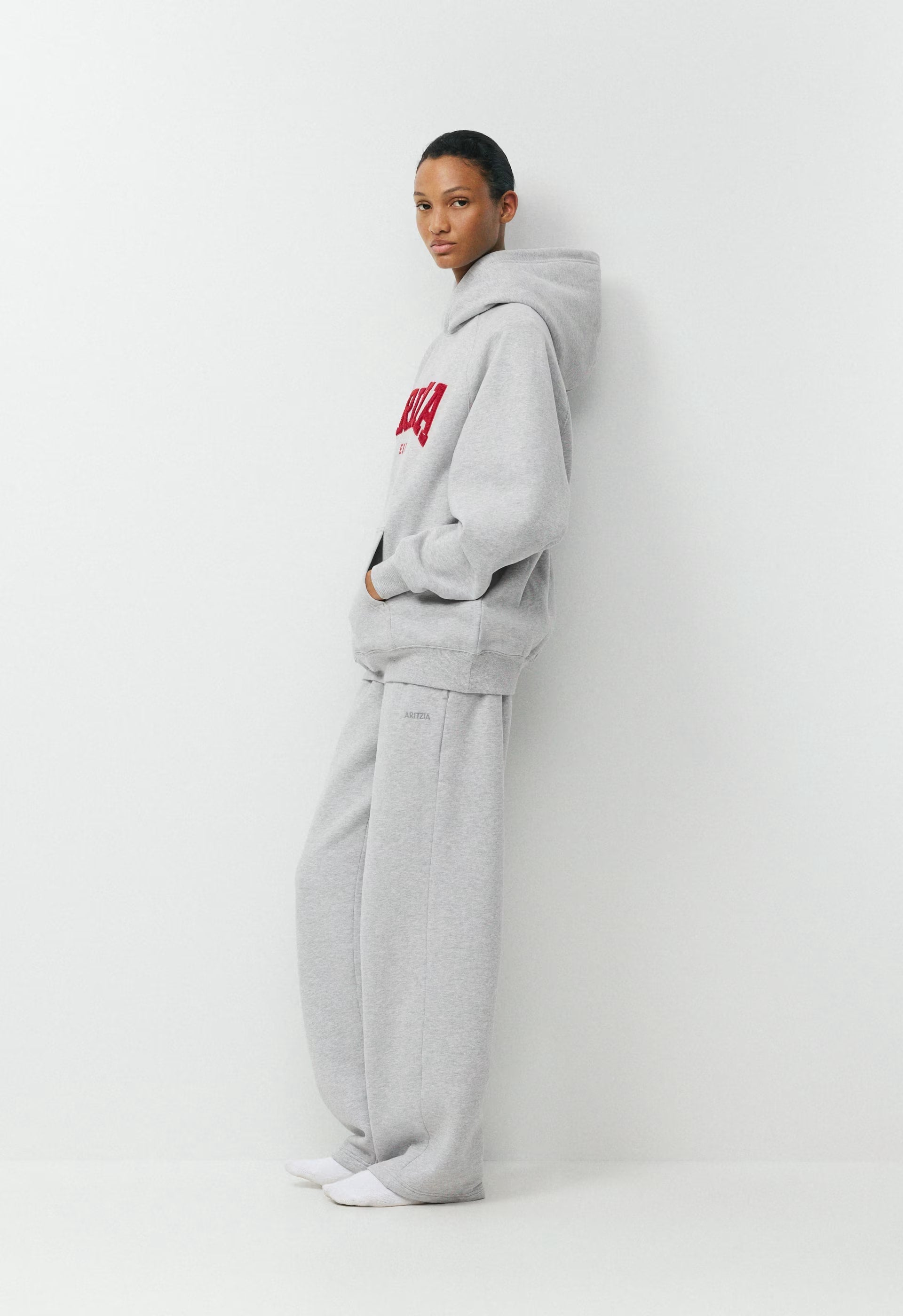 Cozy Sweatfleece Mega Raglan™ Hoodie - H CHROME/FLSH RED