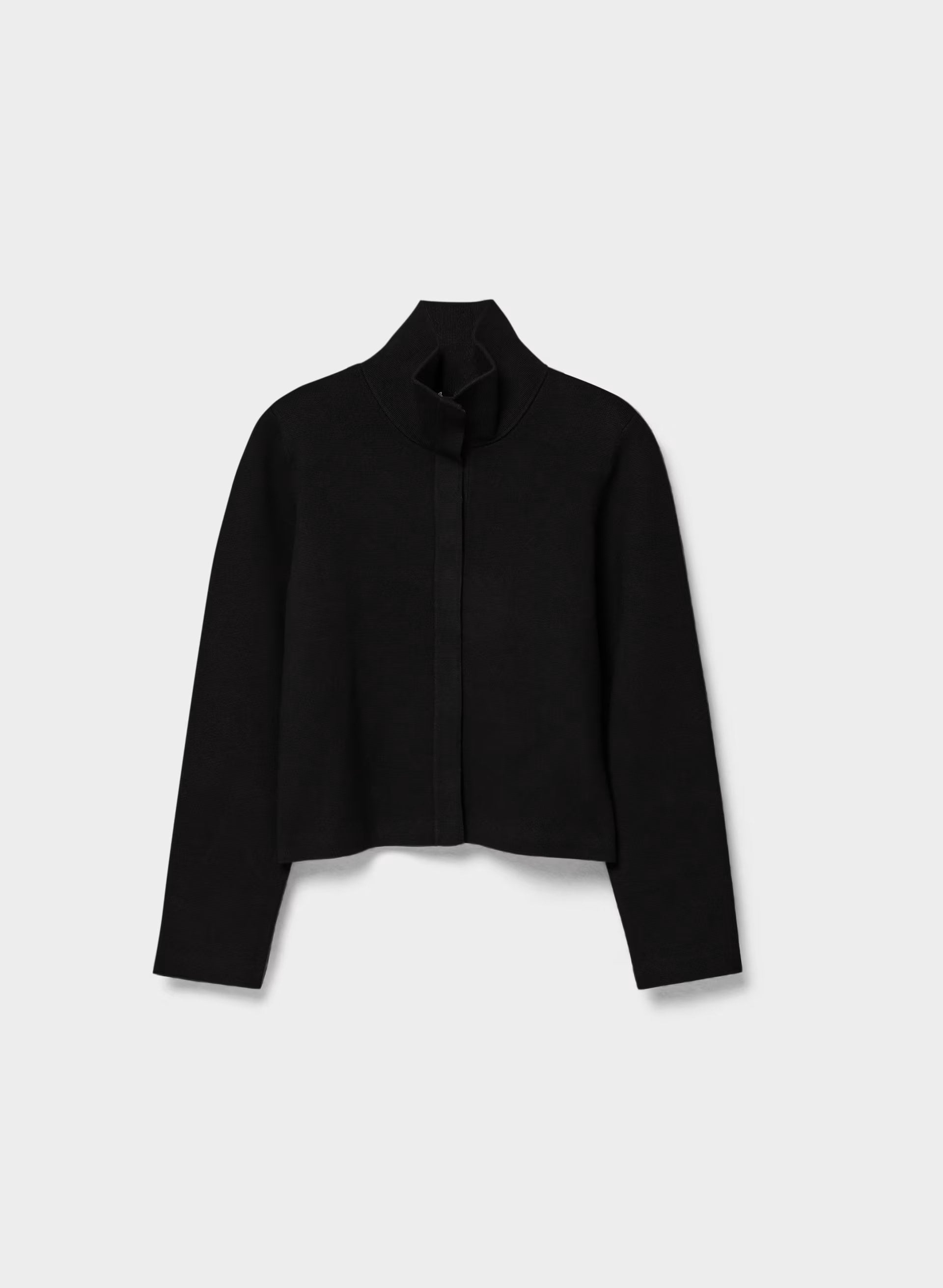 Quorum Cardigan - Wonder Yarn - BLACK