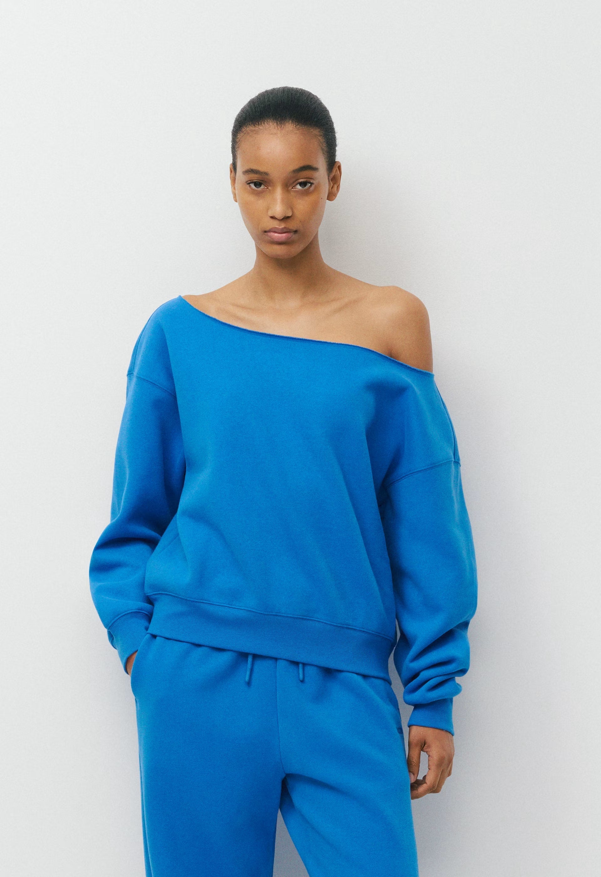 Cozy Sweatfleece BF Off-Shoulder Sweatshirt - LAZULI BLUE