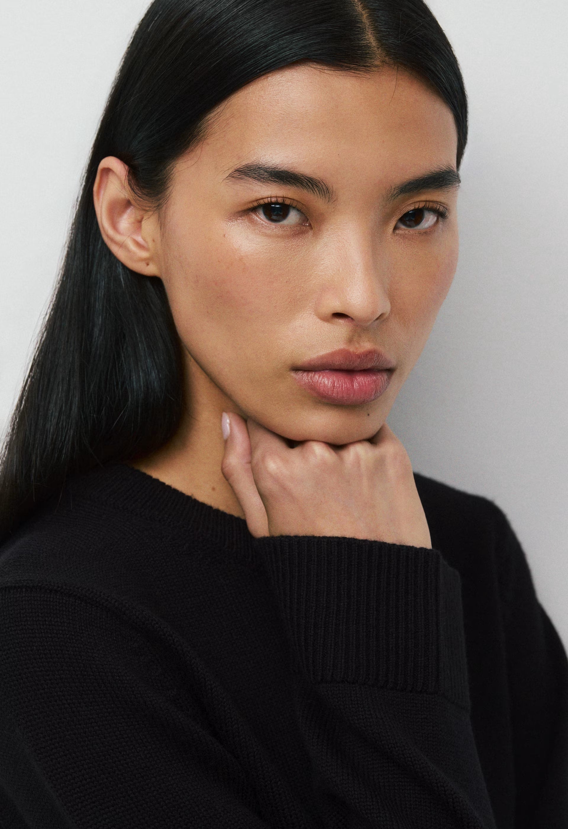 Byline Merino Wool Sweater - BLACK
