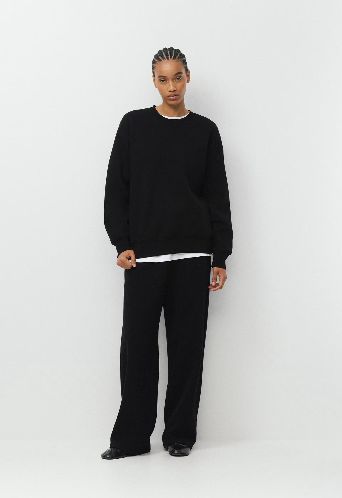 Cozy Sweatfleece Boyfriend Crew Sweatshirt - BLACK