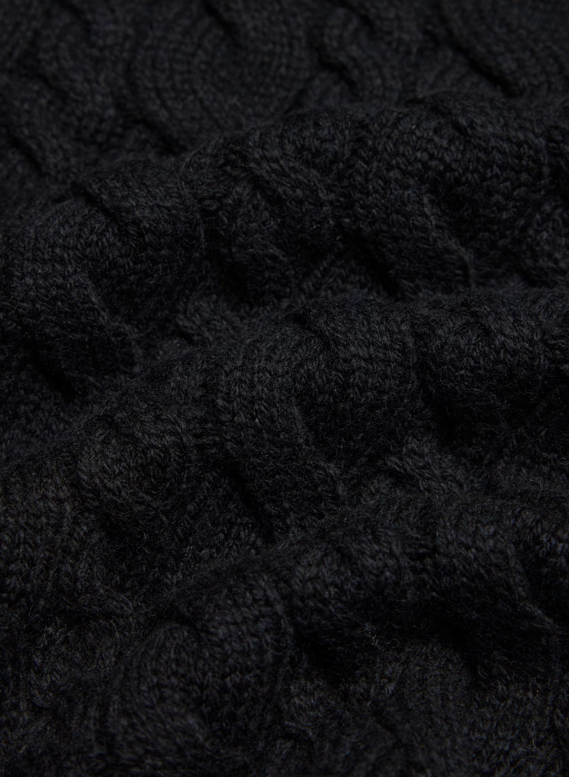 Endear Sweater - BLACK