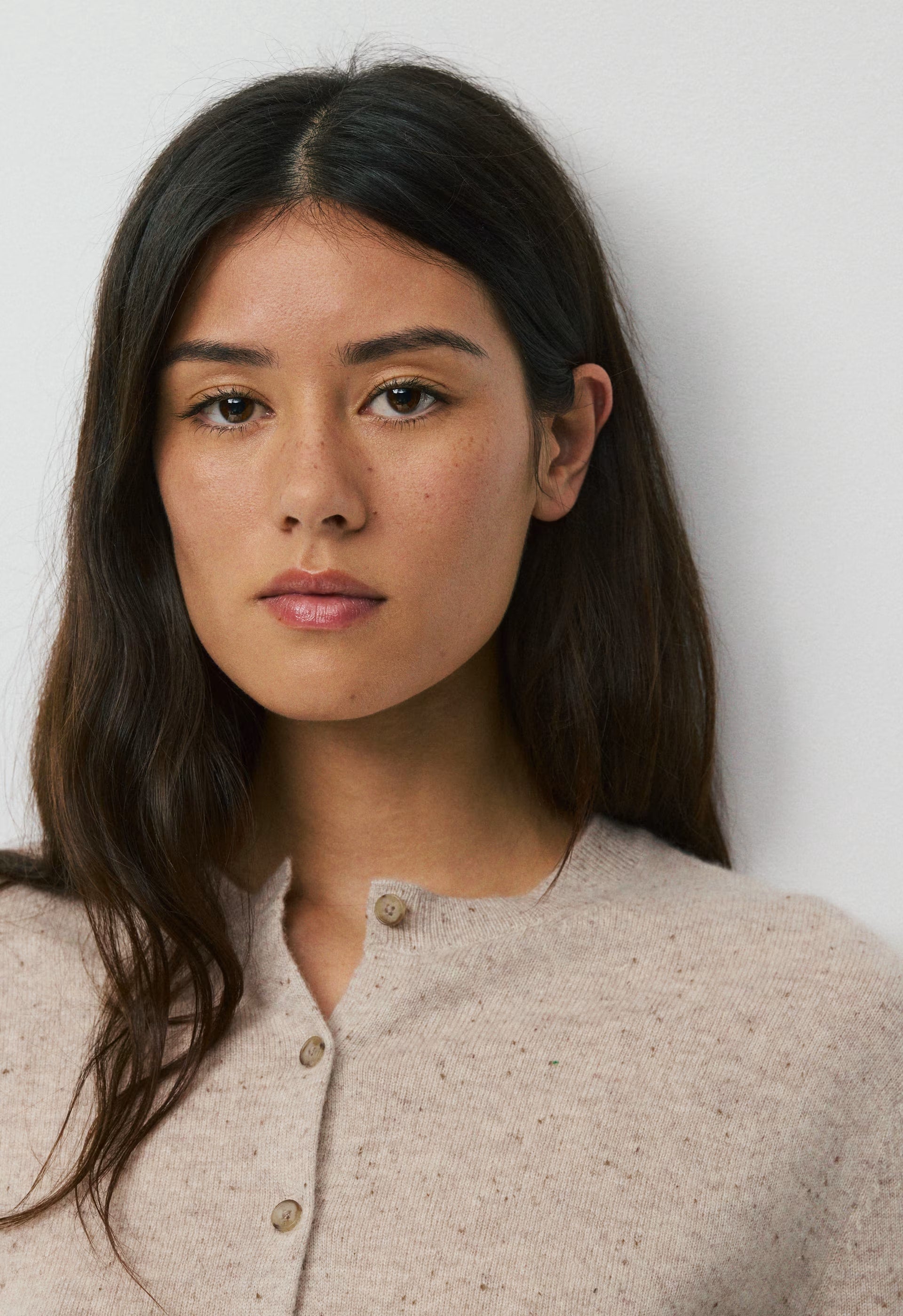 Bare Cashmere Noteworthy Cardigan - SPECKLED MRCN BEIGE