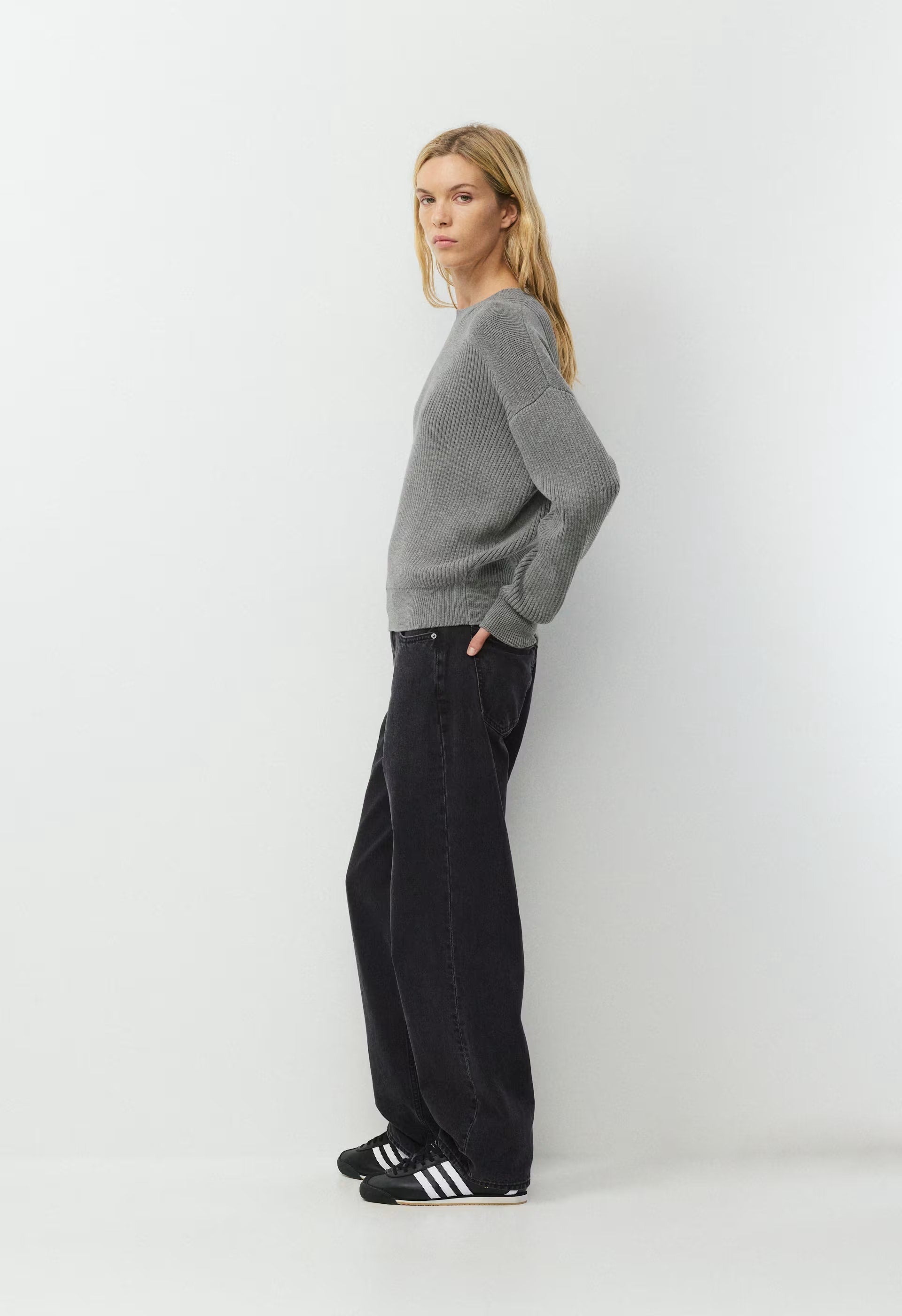 Midwest Sweater - HEATHER DARK GREY