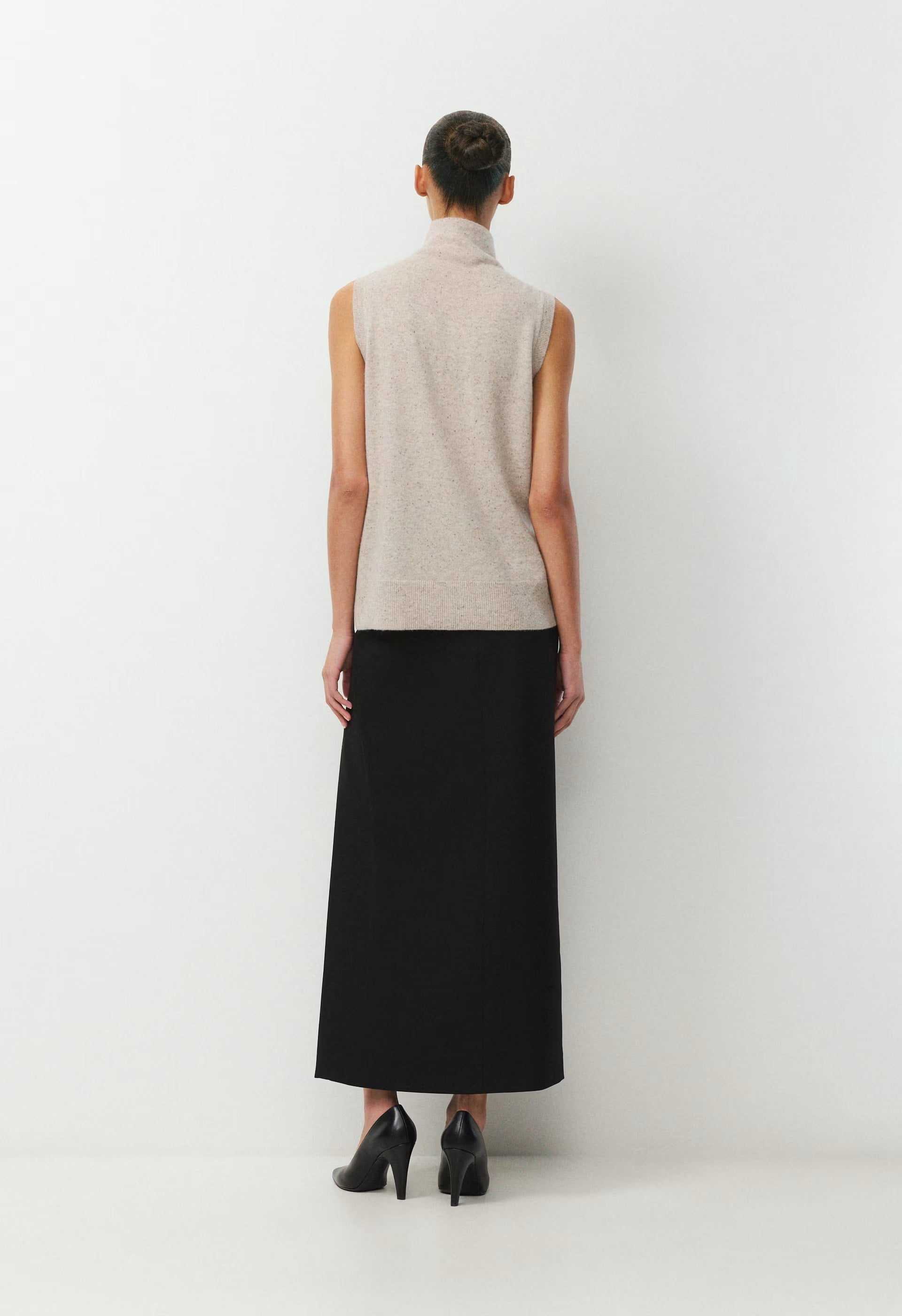 Bare Cashmere Opus Mockneck - SPECKLED MRCN BEIGE