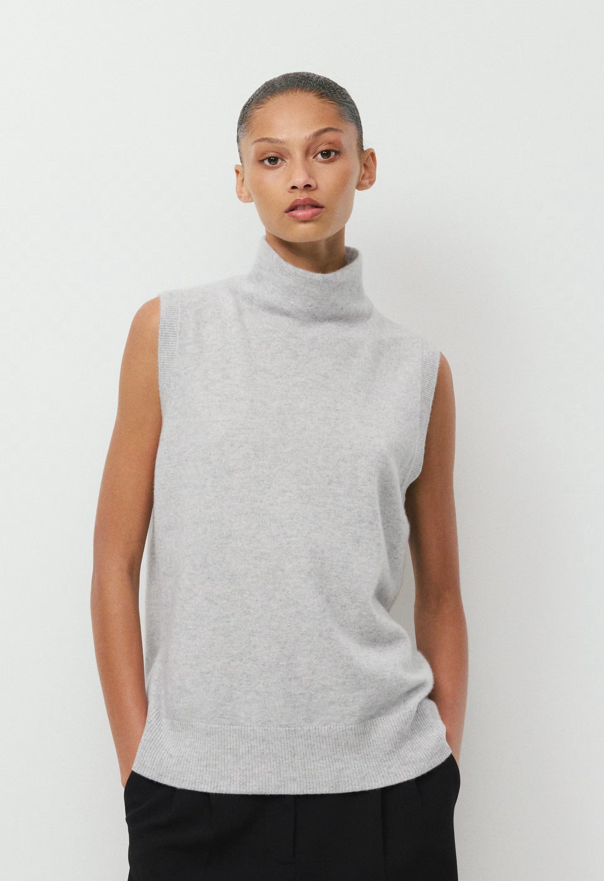 Bare Cashmere Opus Mockneck - HEATHER CHROME