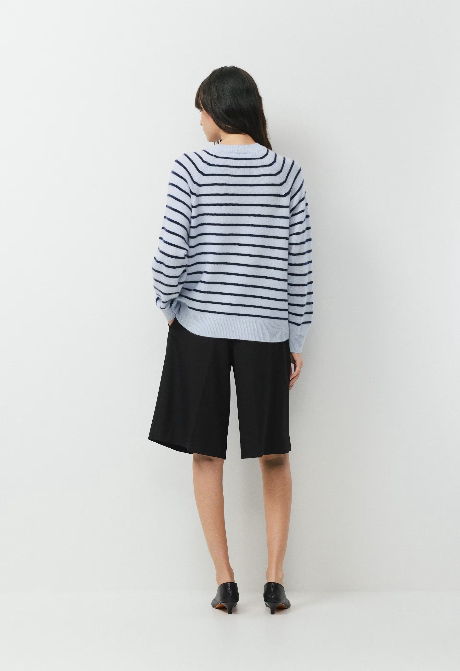 Essential Wool Cashmere Isabelle Sweater - PLNAR/ADMRLNV