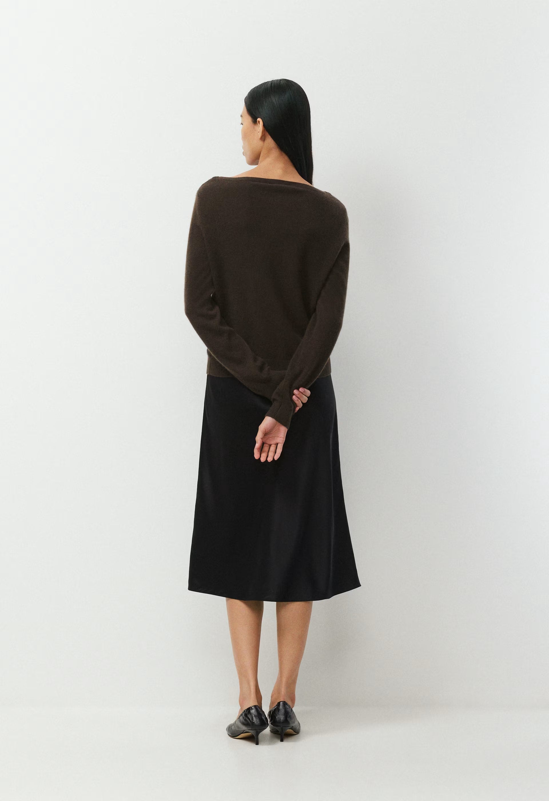 Bare Cashmere Magnific Sweater - CACAO NIB BROWN
