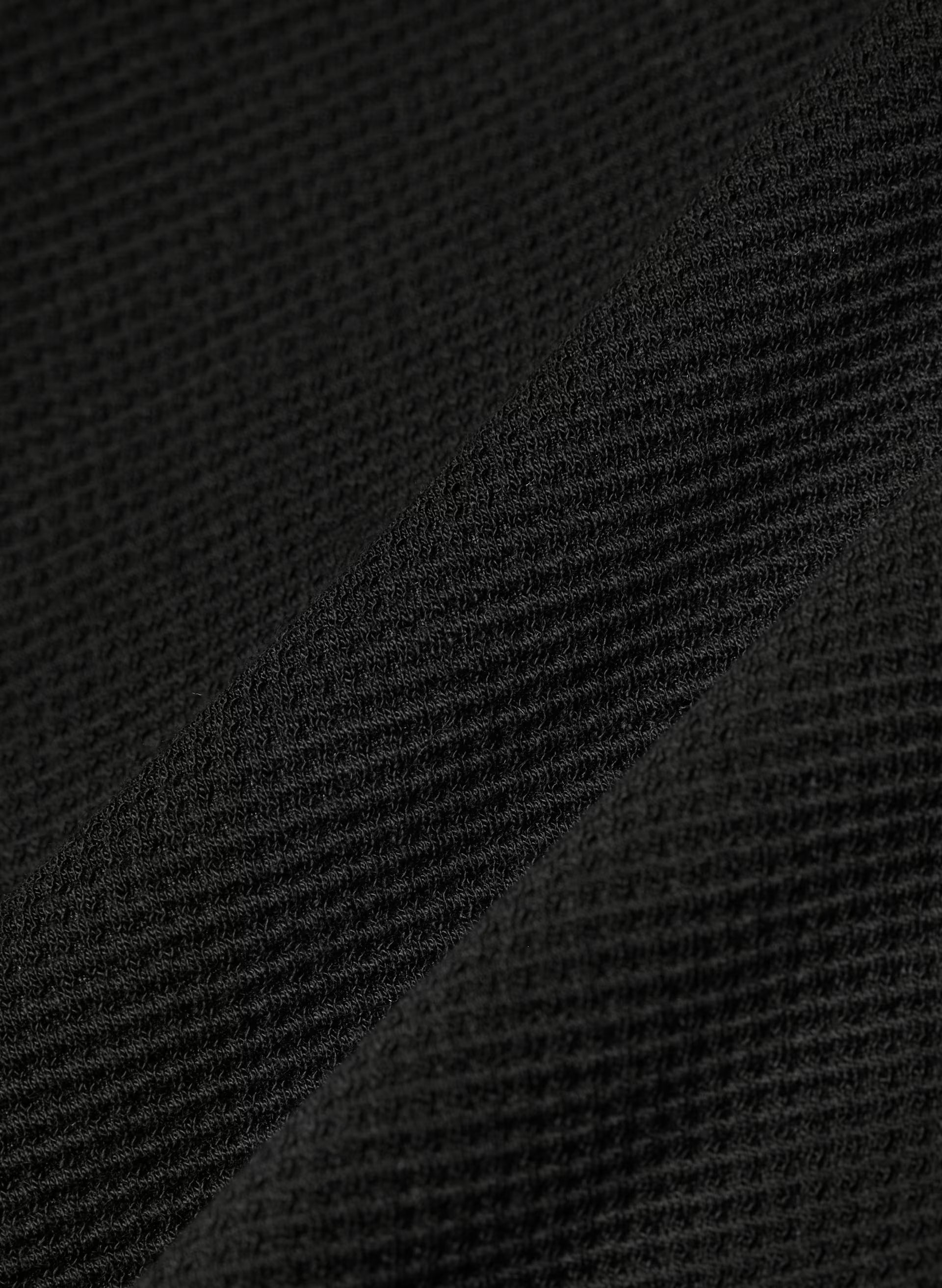 Wafflex Karma Sweater - BLACK