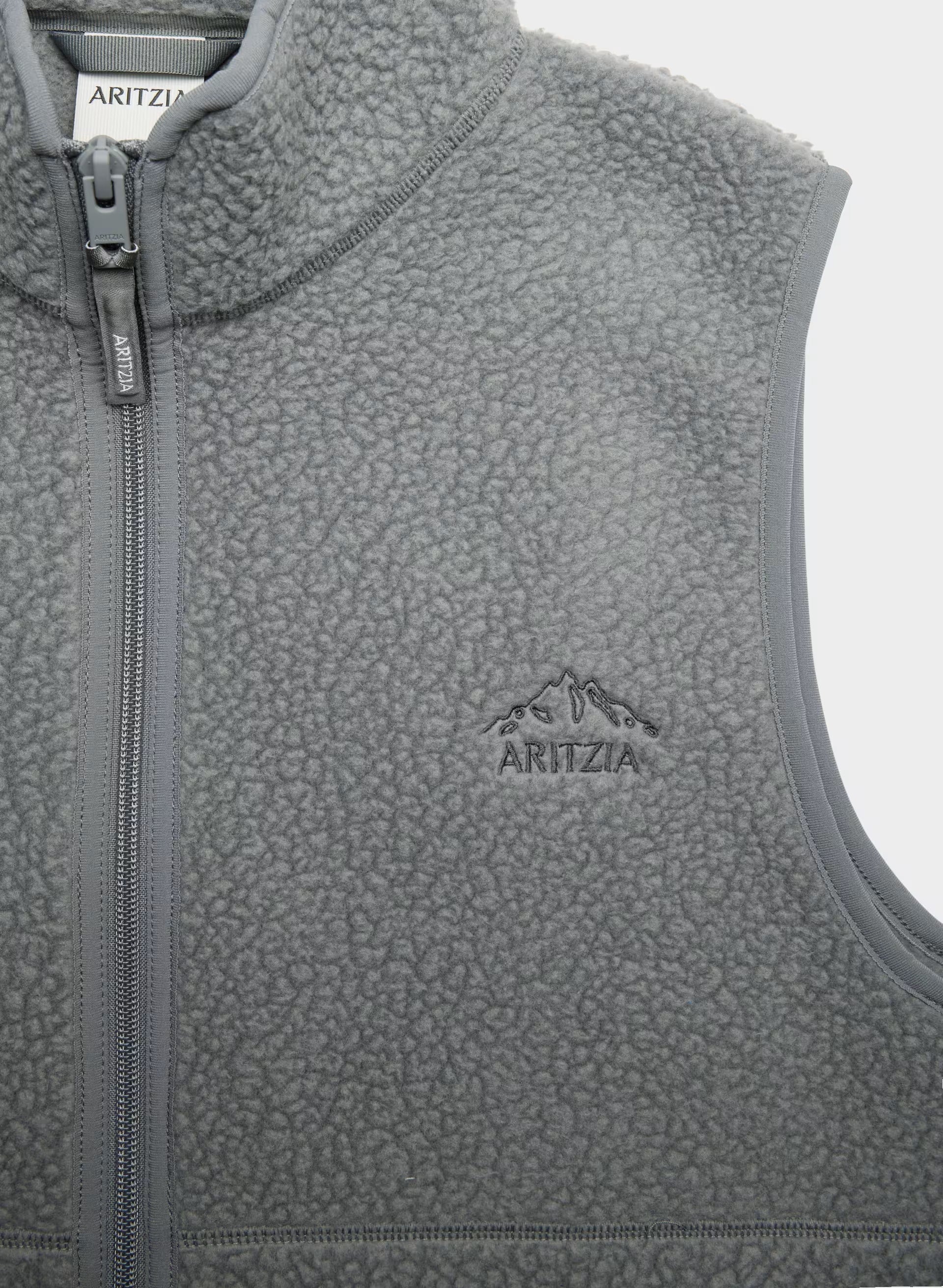 Polartec® Thermal Pro™ Ridgeline Hip Vest - DARK GREY
