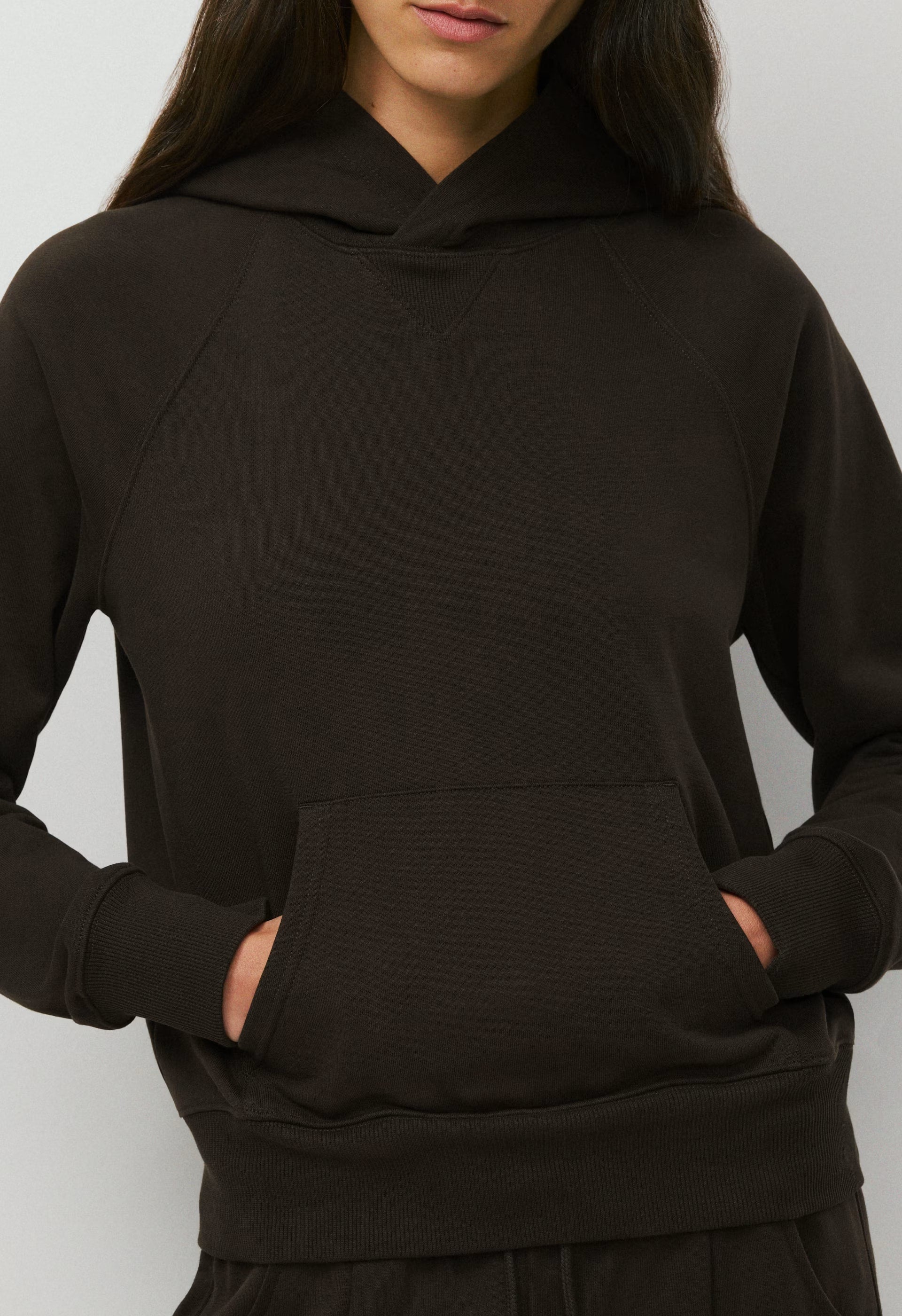 Terry Sweatfleece Perfect Raglan Hoodie - CACAO NIB BROWN