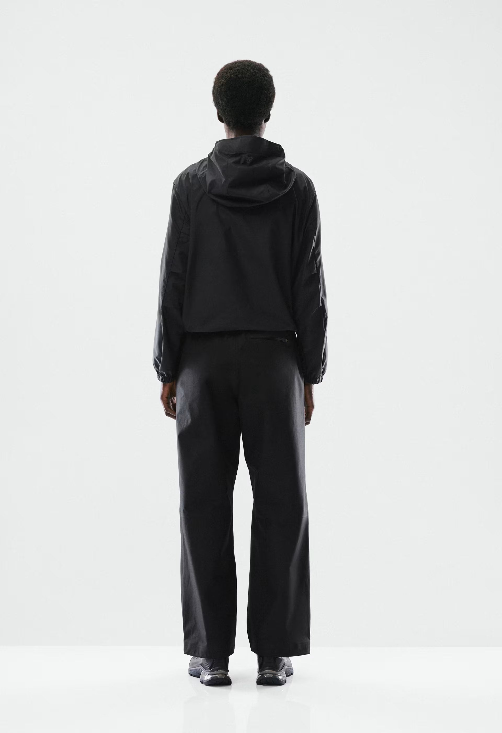 Trek Jacket - BLACK