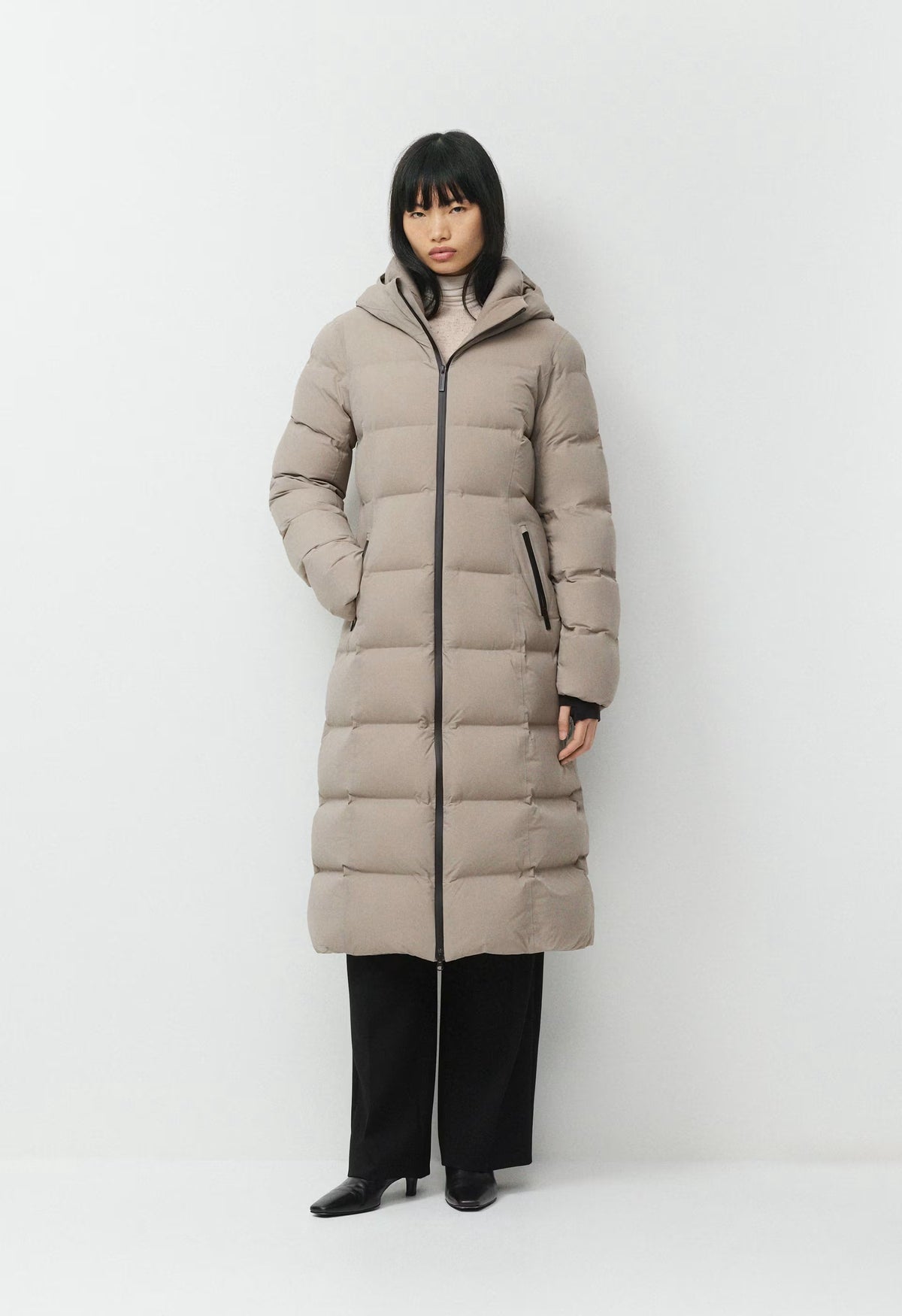 The SuperSnug Puff₂O™ Long - Rainstop™ - MODERN TAUPE