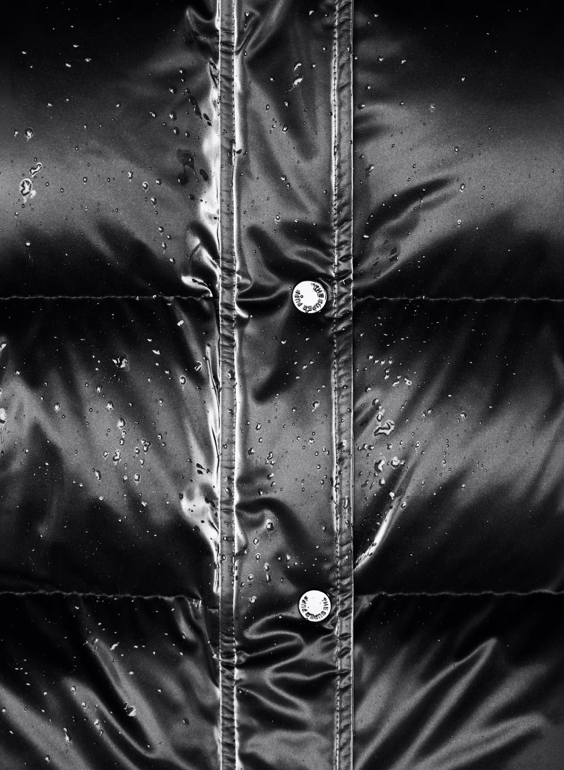 The Super Puff™ - Liquid Shine - BLACK