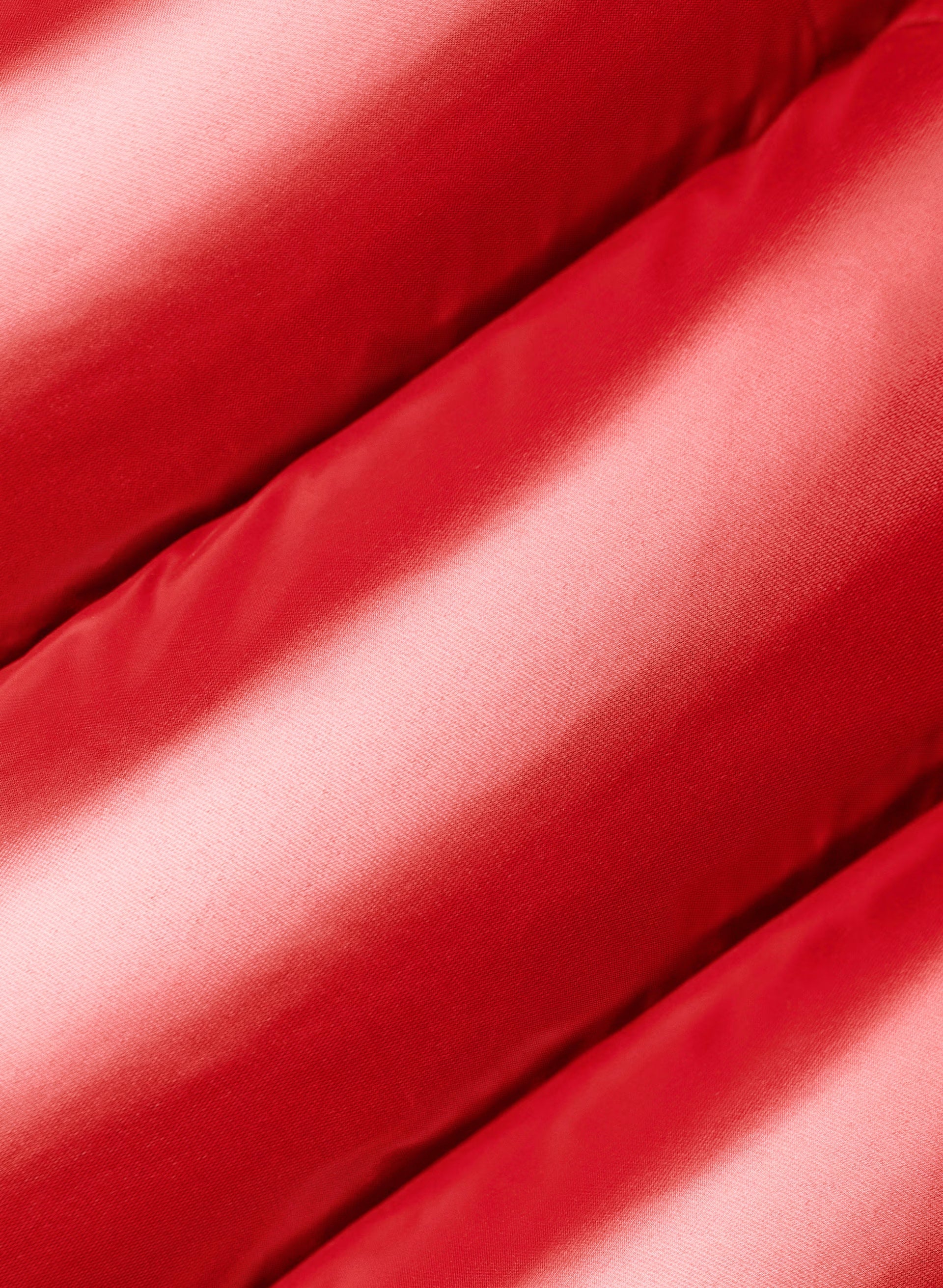 The Super Puff™ Shorty - Hi-Gloss - PROSPERITY RED