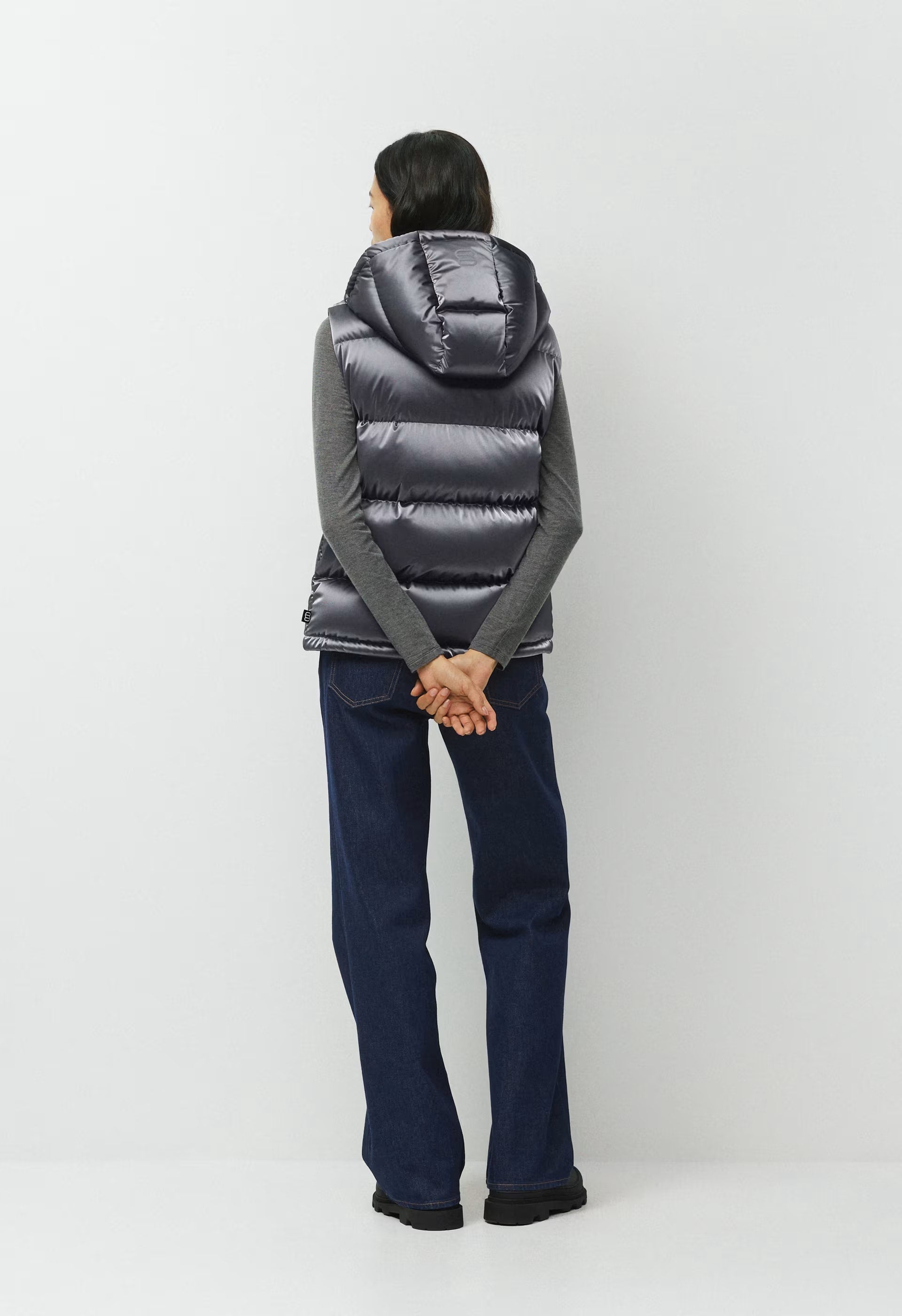 The Super Puff™ Vest - Liquid Shine - COAL GREY