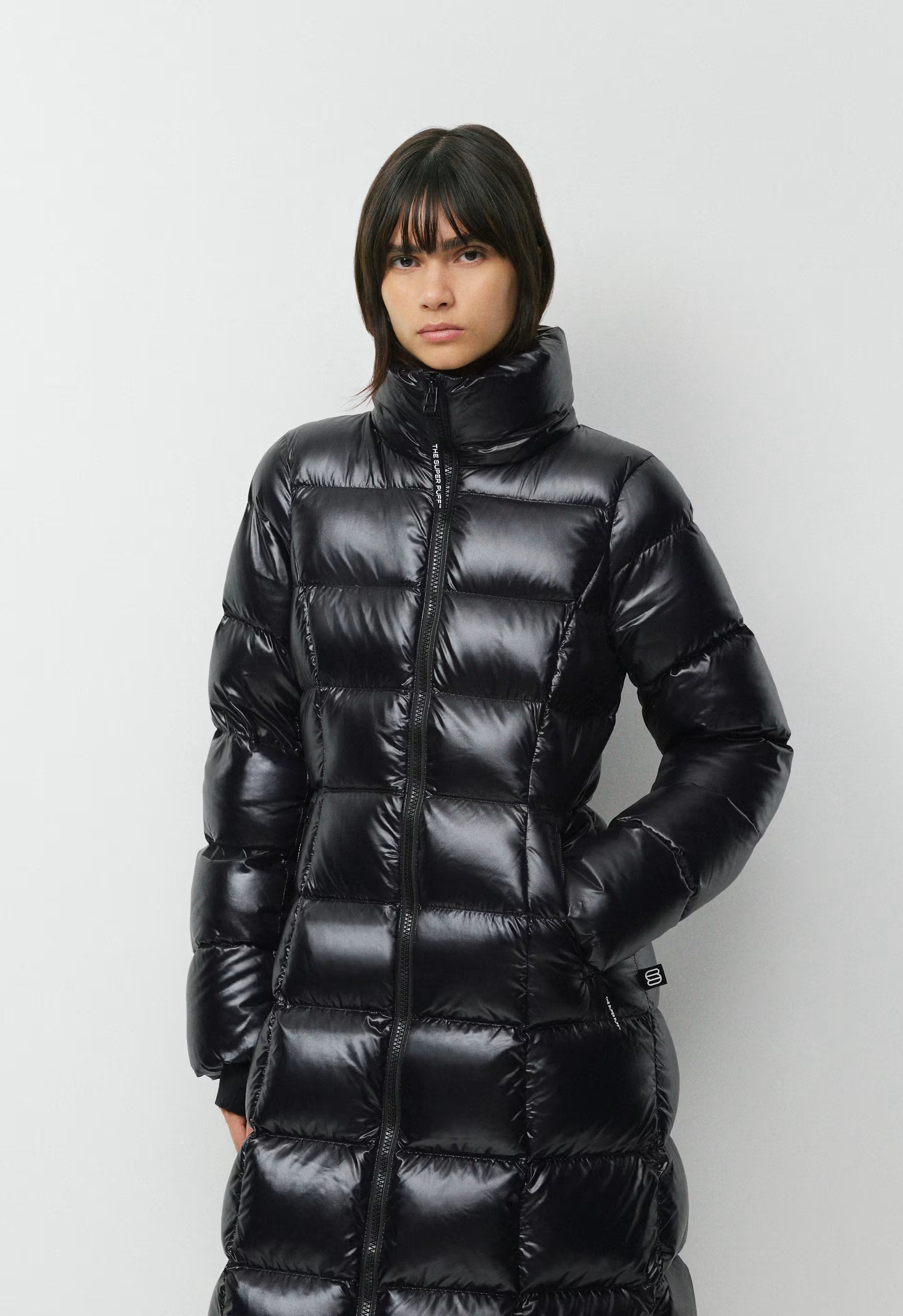 The SuperSnug Puff™ Long - cliMATTE™ - Hi-Gloss - BLACK