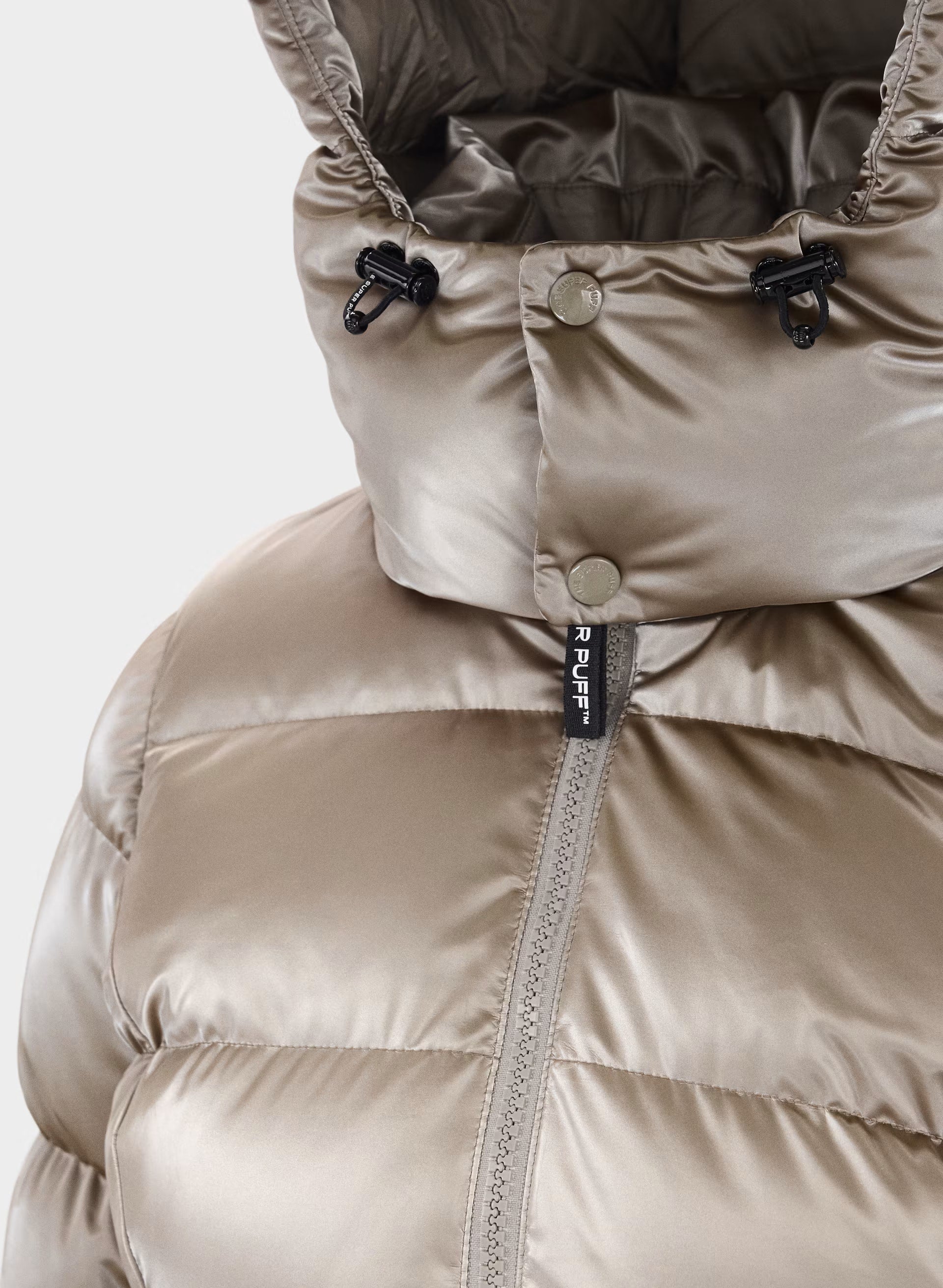 The SuperSnug Puff™ - Liquid Shine - MODERN TAUPE