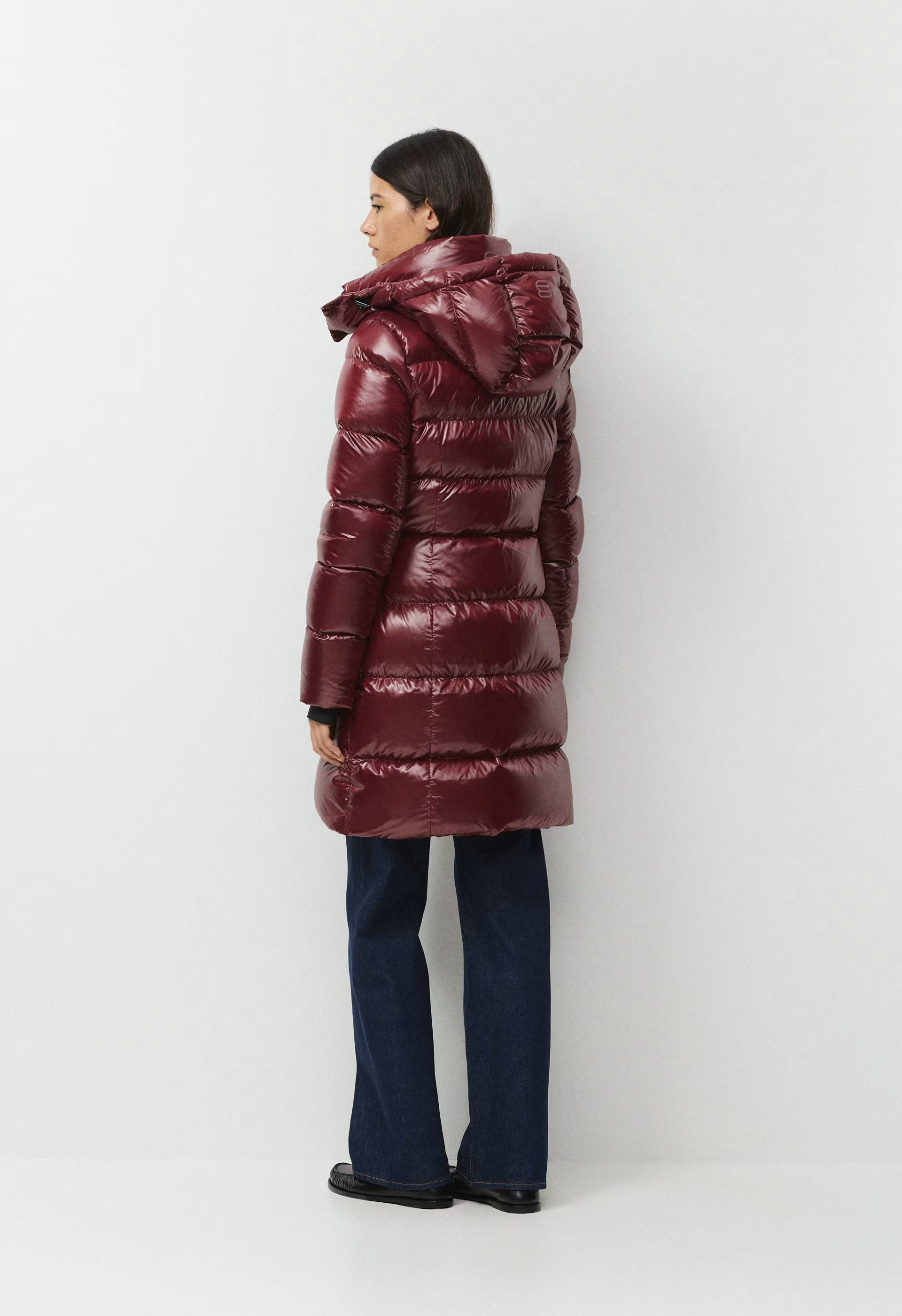 The SuperSnug Puff™ Mid - Hi-Gloss - SUMAC BURGUNDY