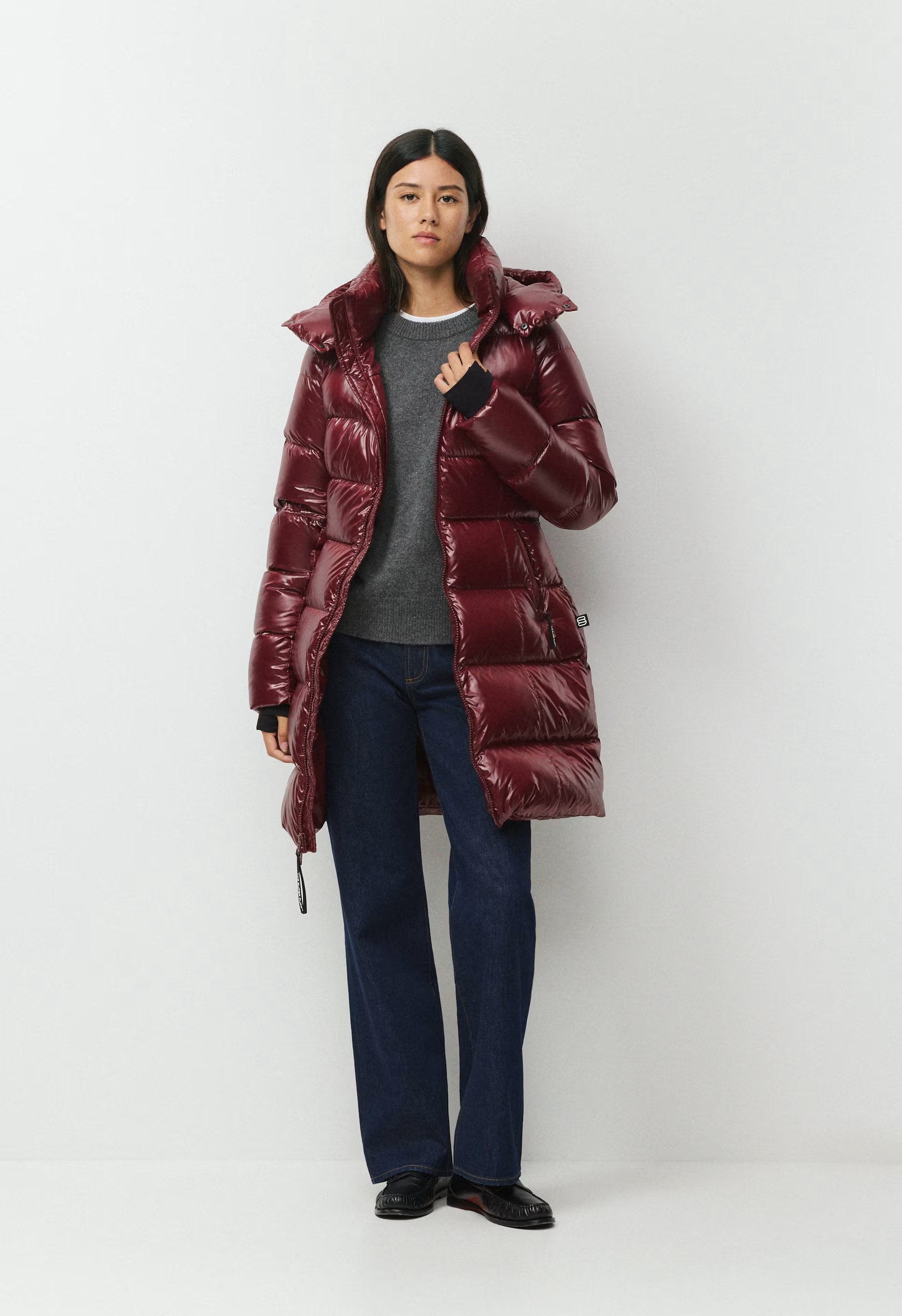 The SuperSnug Puff™ Mid - Hi-Gloss - SUMAC BURGUNDY
