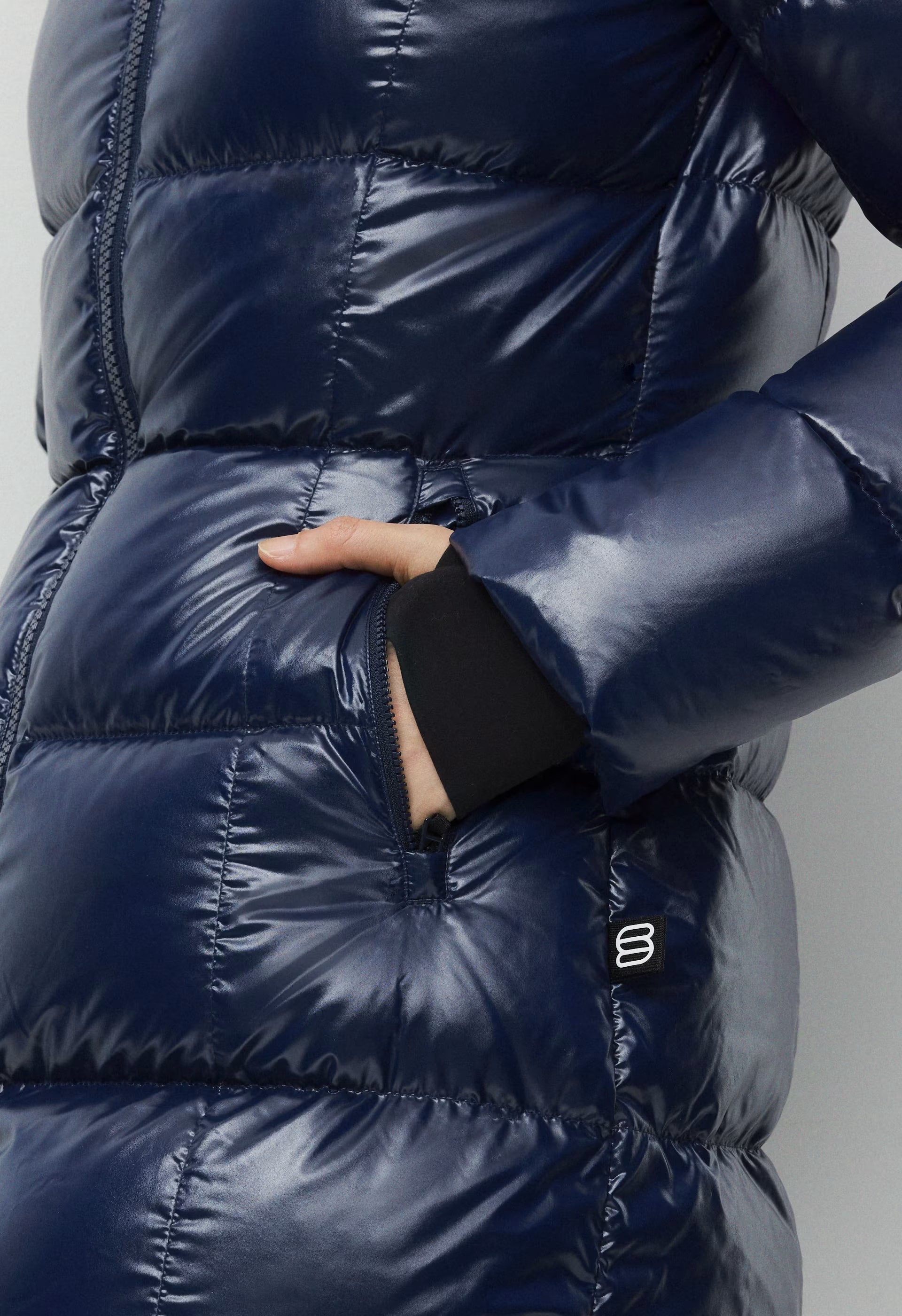 The SuperSnug Puff™ Mid - Hi-Gloss - ADMIRAL NAVY