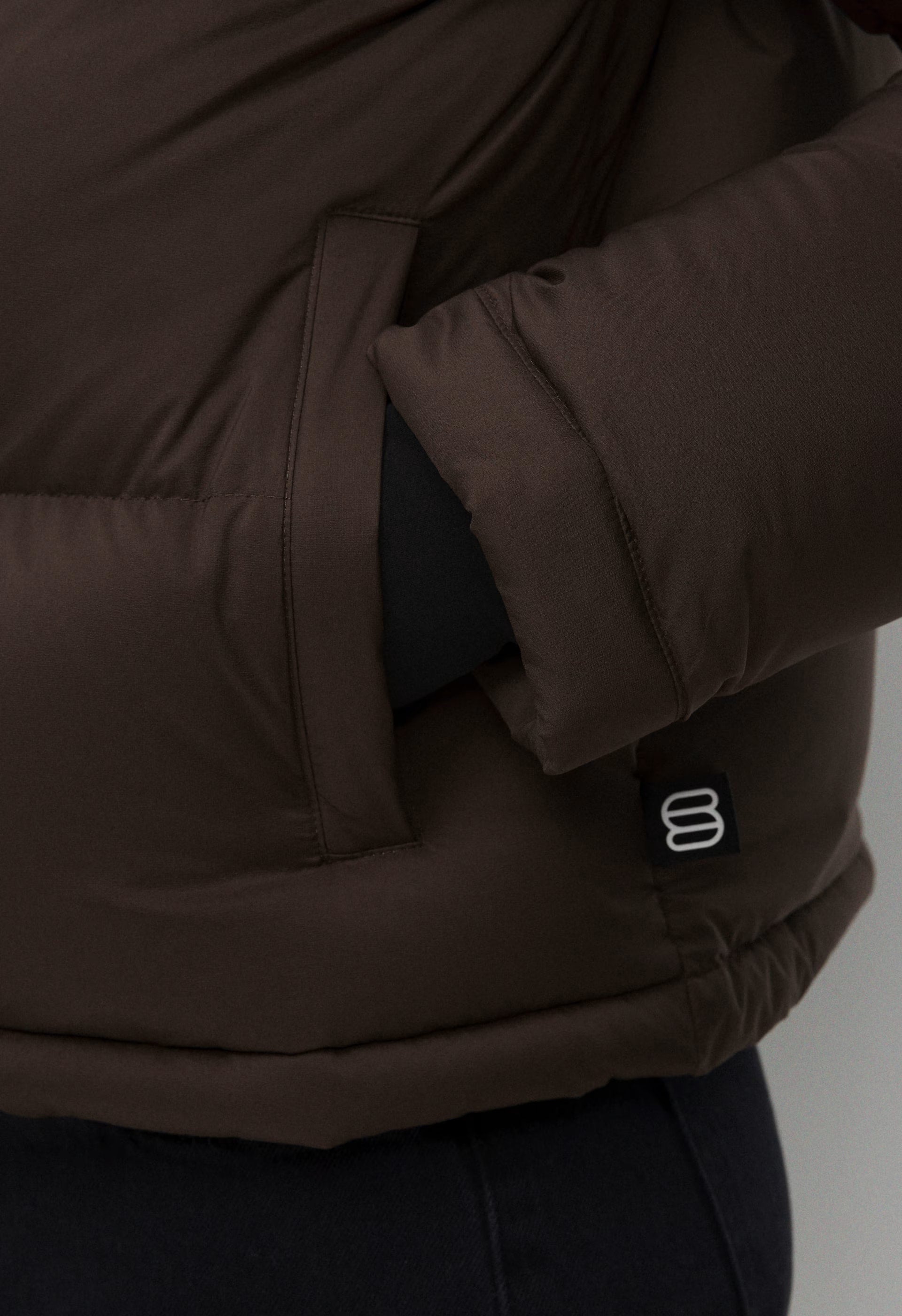 The Super Puff™ Shorty - cliMATTE™ - RICH MOCHA BROWN