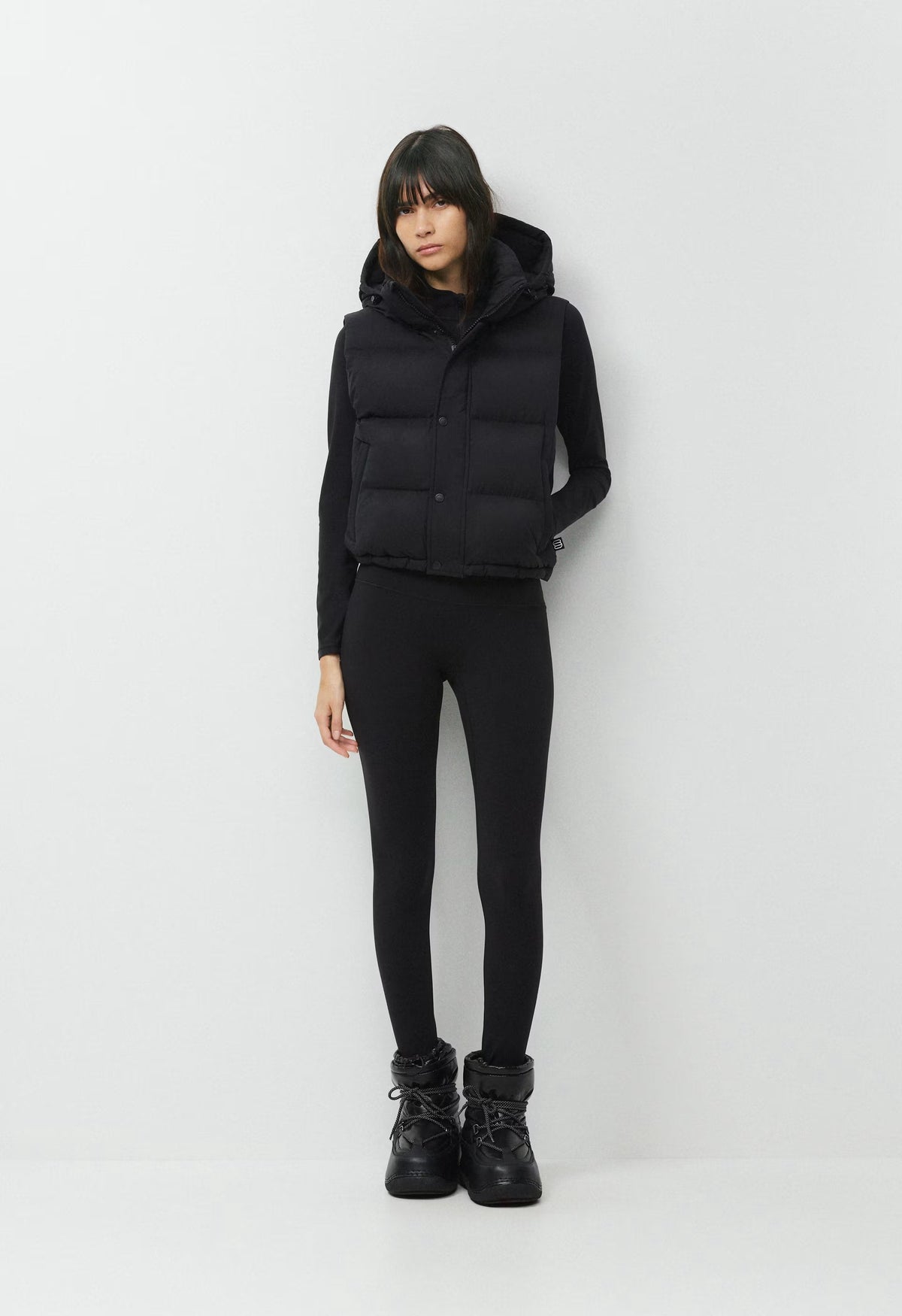 The Super Puff™ Shorty Vest - cliMATTE™ - BLACK
