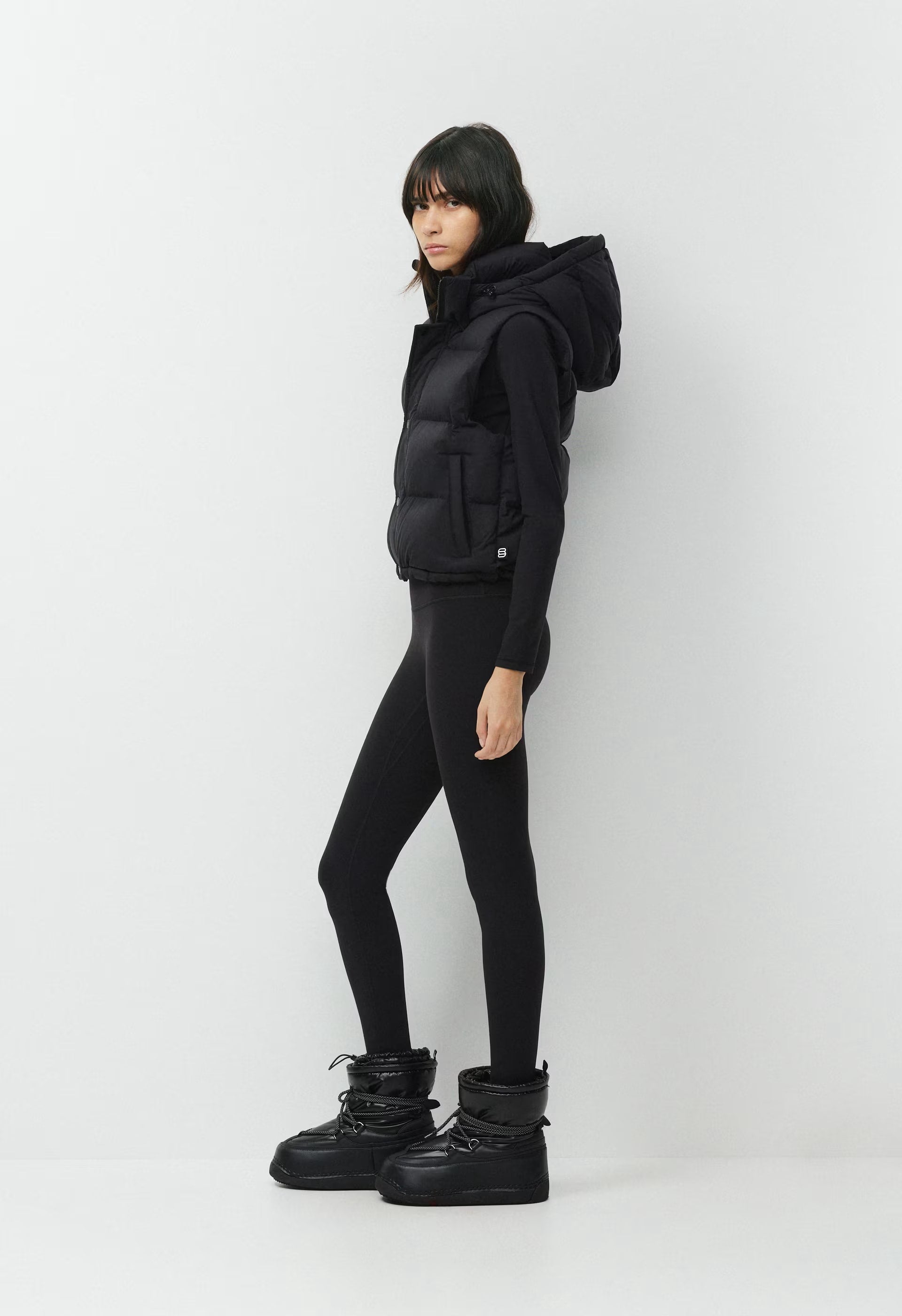 The Super Puff™ Shorty Vest - cliMATTE™ - BLACK