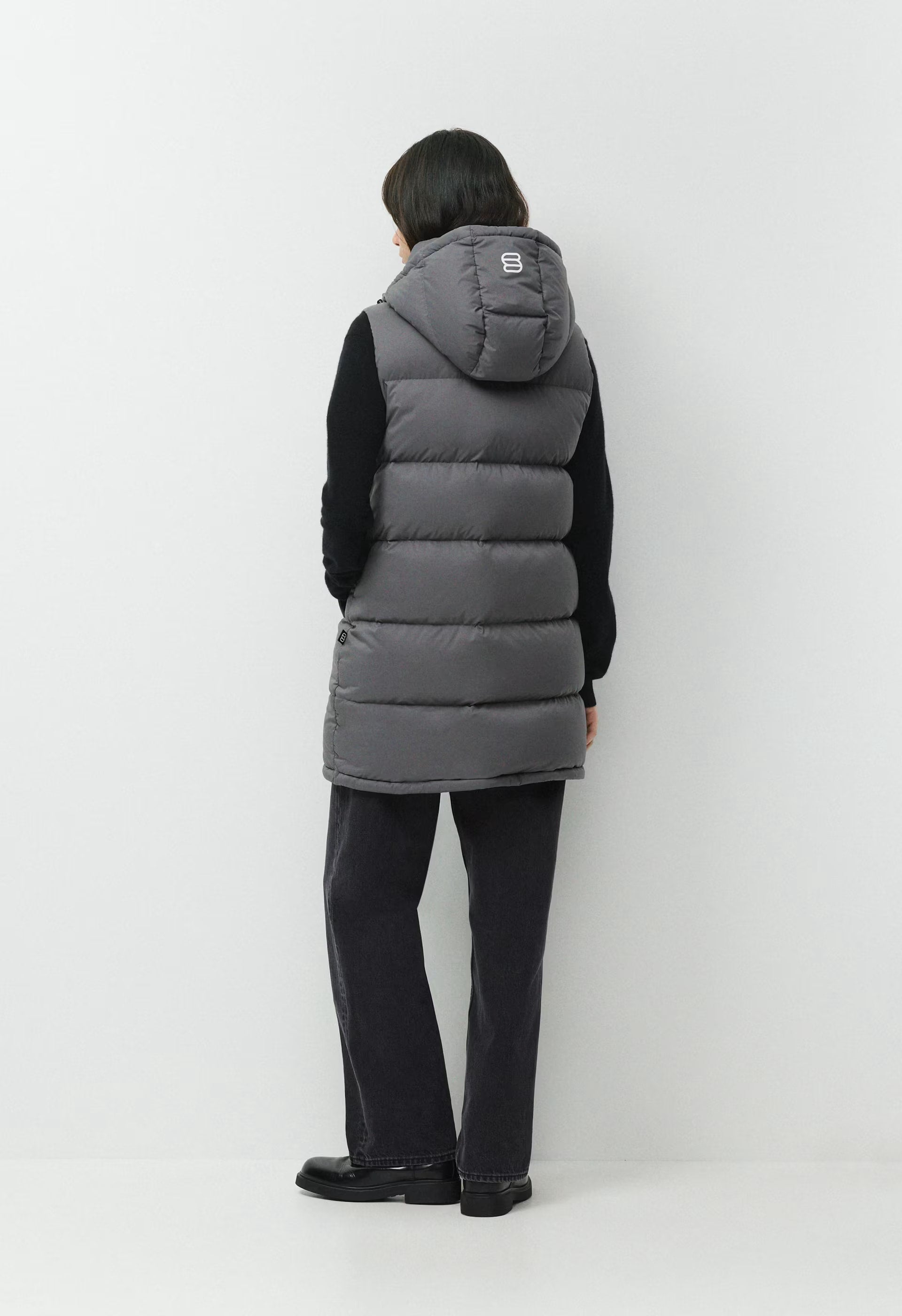 The Super Puff™ Mid Vest - cliMATTE™ - ELEGANT CHARCOAL