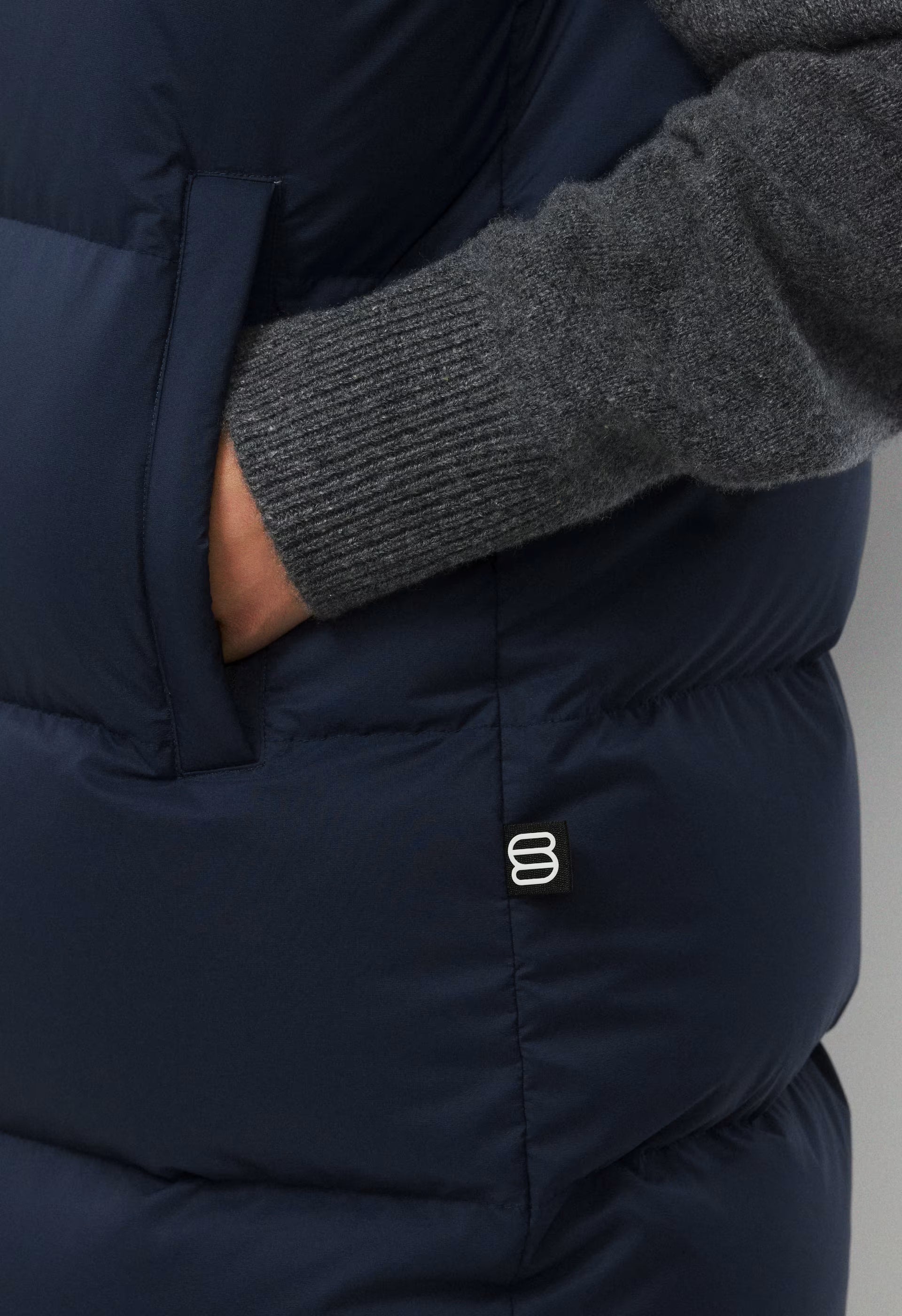 The Super Puff™ Mid Vest - cliMATTE™ - ADMIRAL NAVY