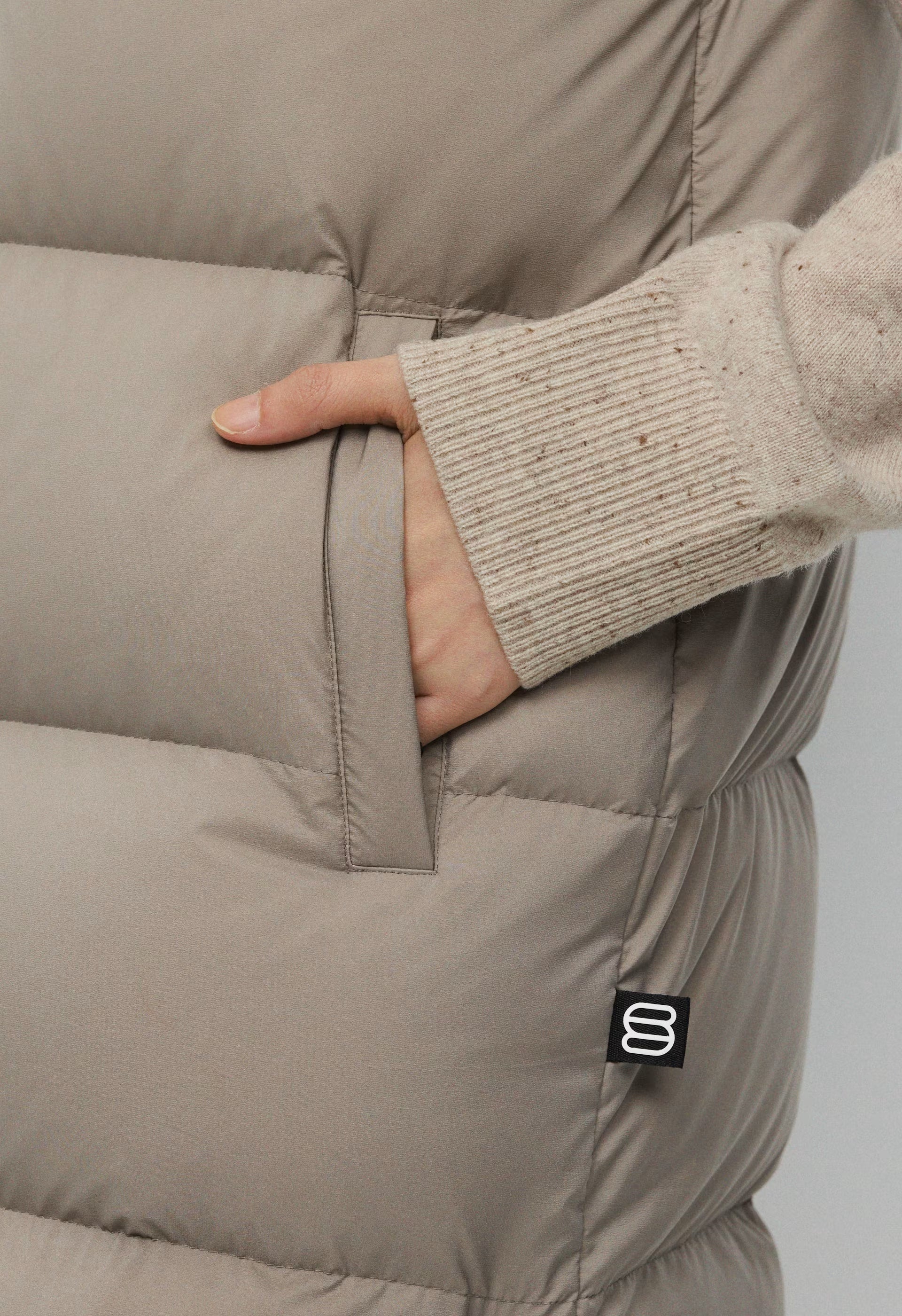 The Super Puff™ Long Vest - cliMATTE™ - MODERN TAUPE