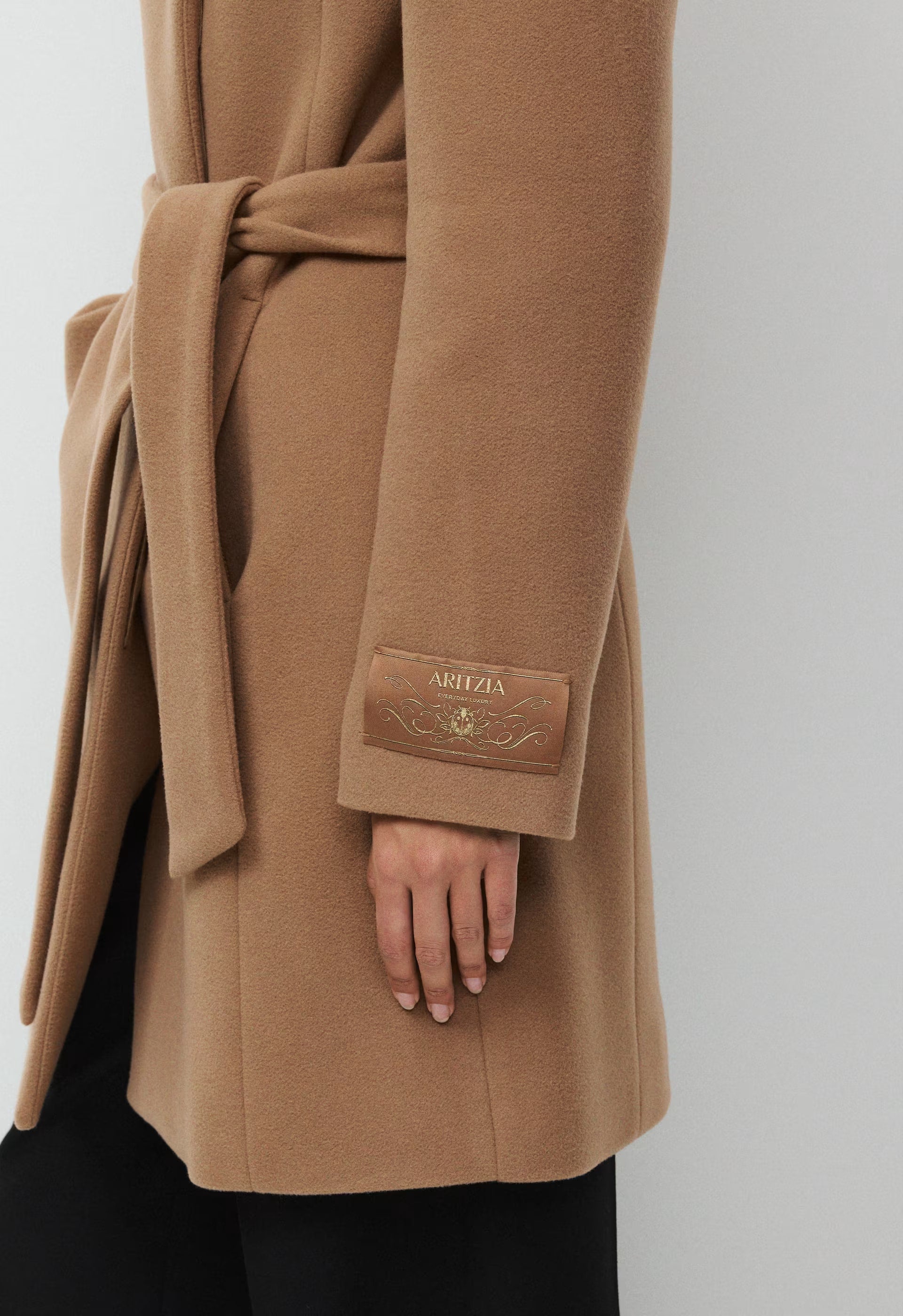 The Connor Coat - Soft Wool Cashmere - GOLDEN BROWN
