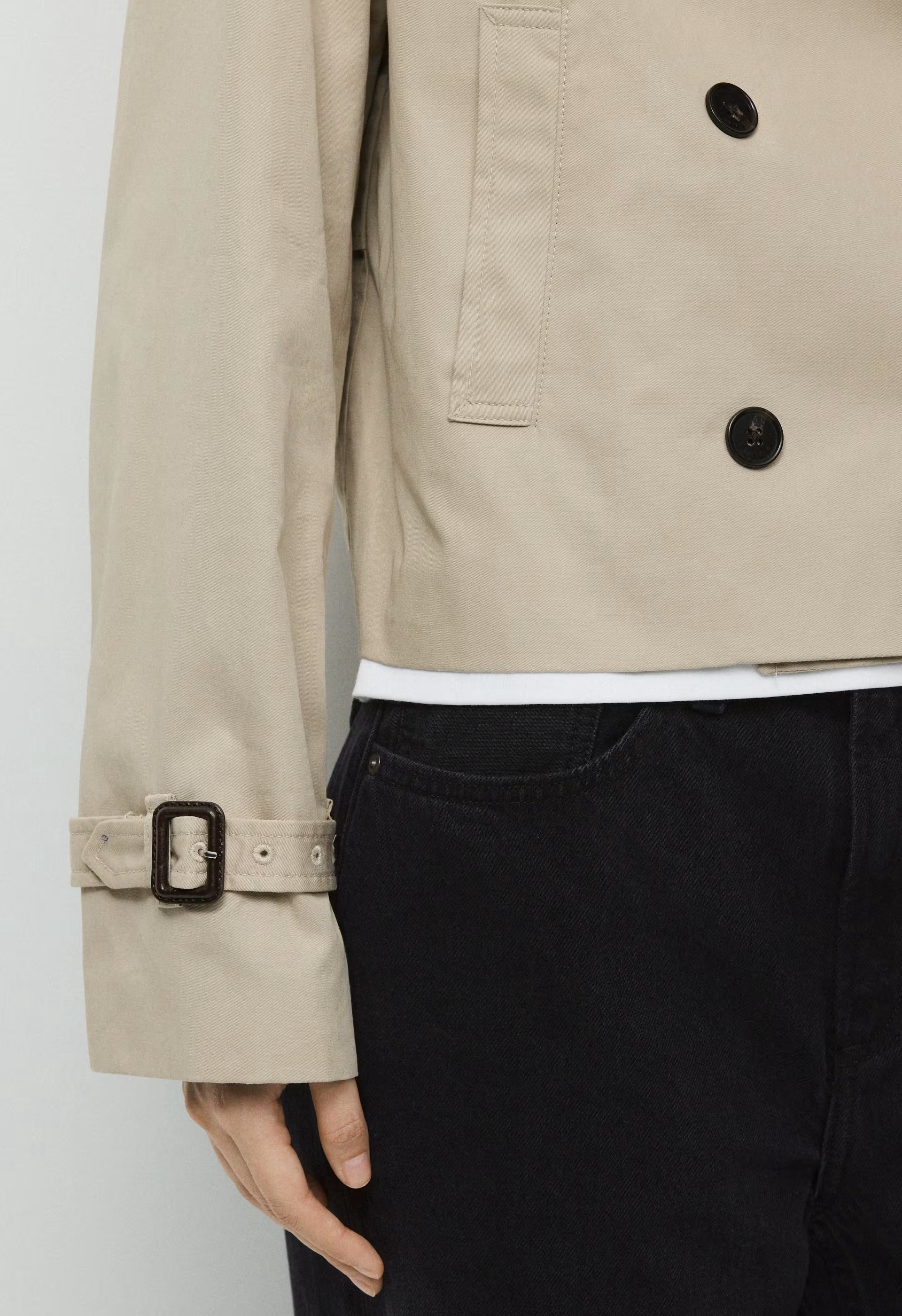 The Esquire Short Trench Coat - City Twill - MARCONA BEIGE