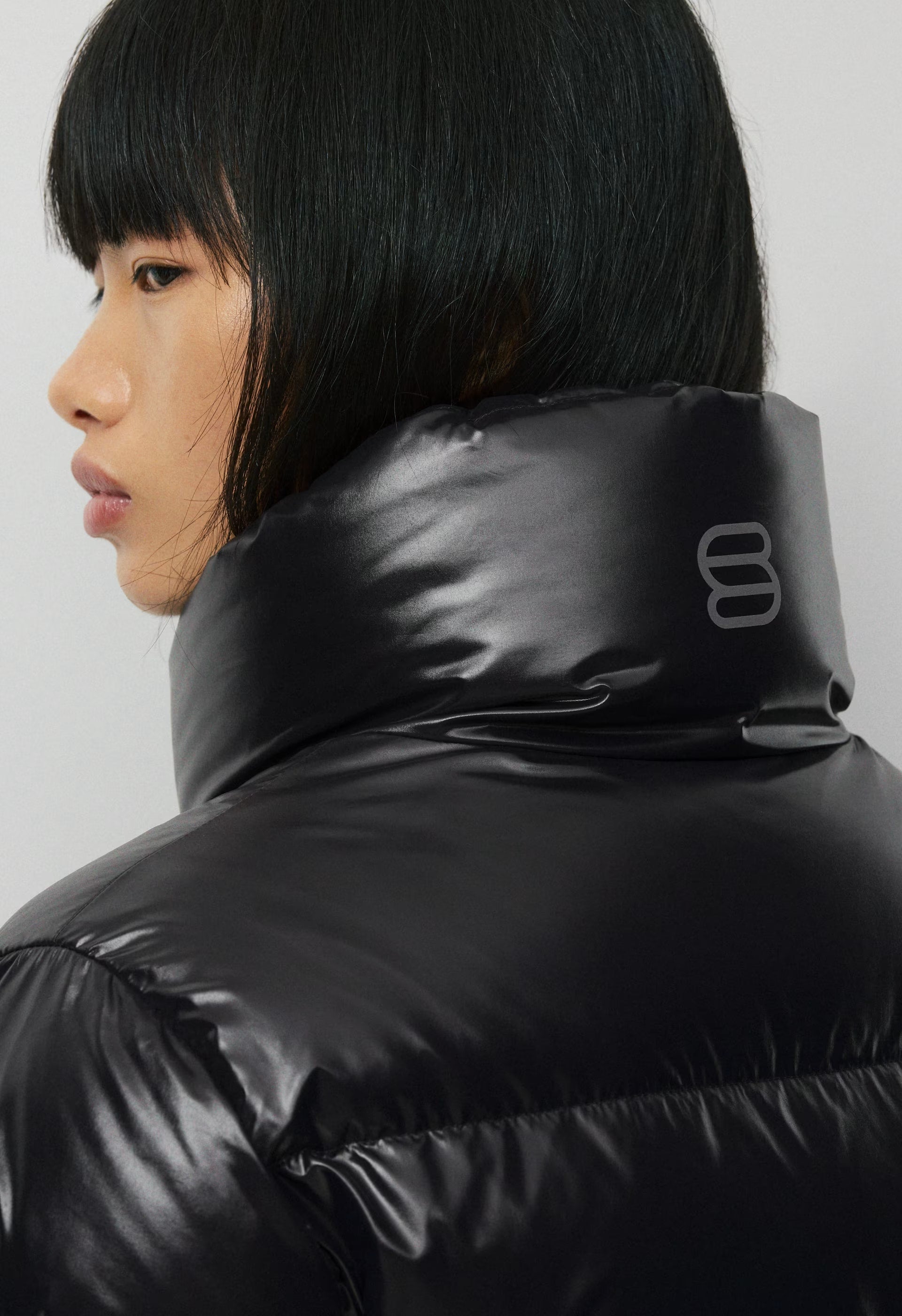 The Super Après Puff™ - Hi-Gloss - BLACK