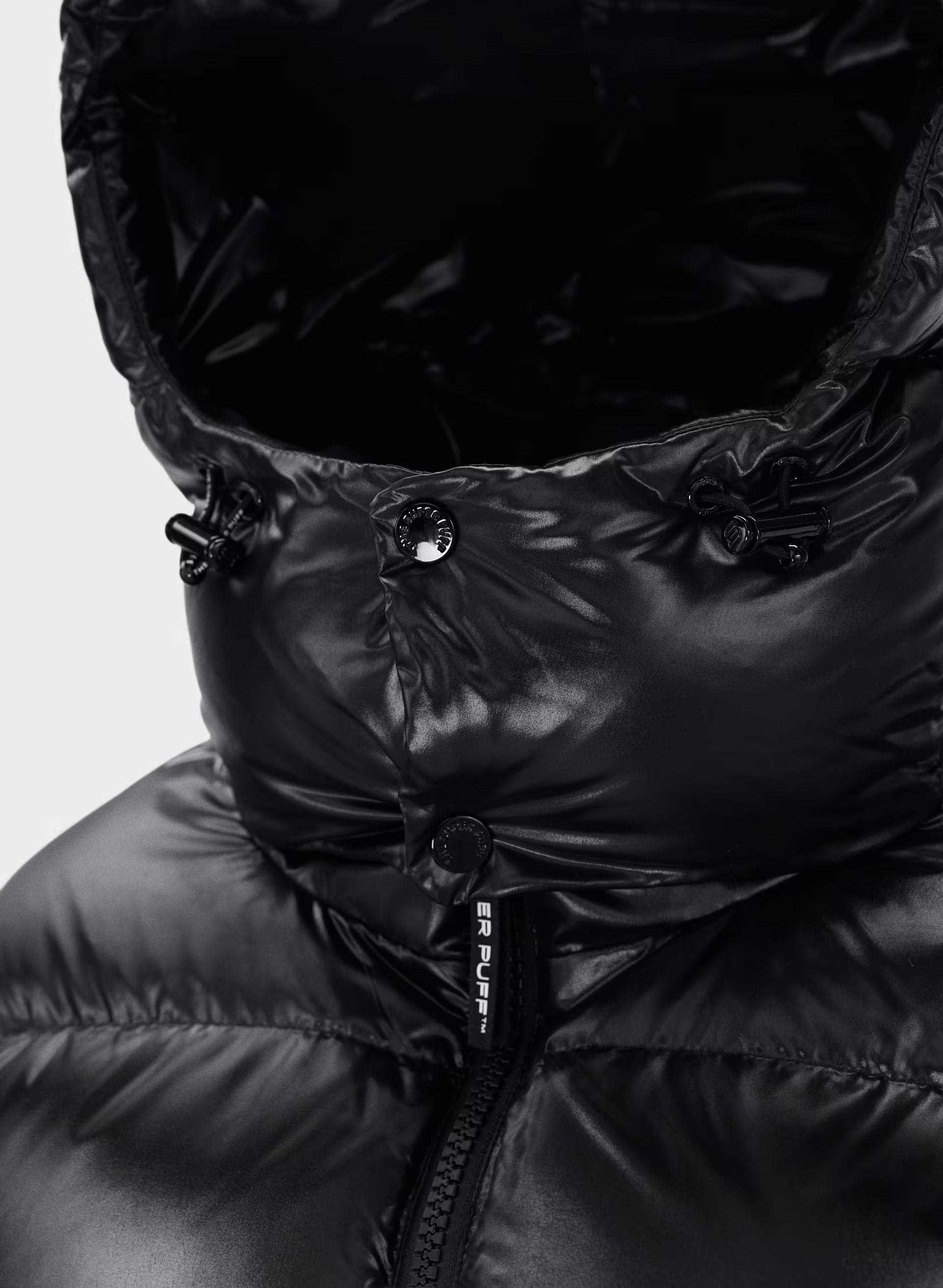 The Super Resort Puff™ - Hi-Gloss - BLACK