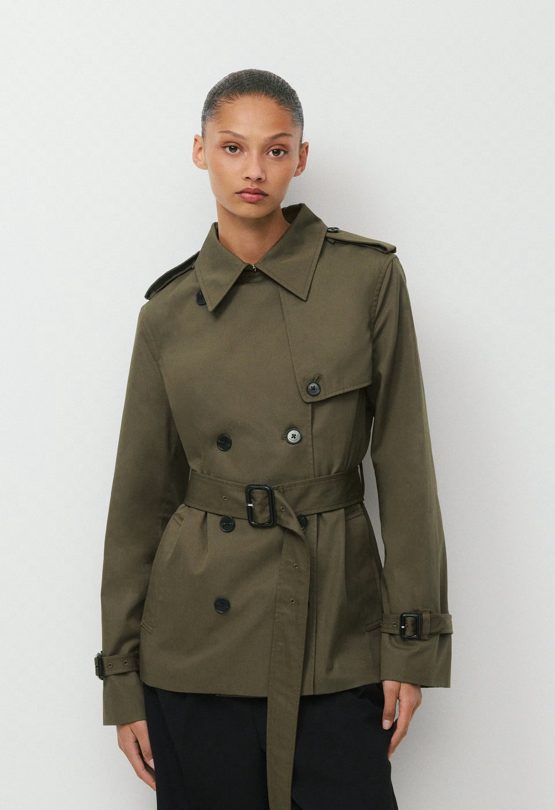 The Finch Short Trench Coat - City Twill - ATLAS OLIVE
