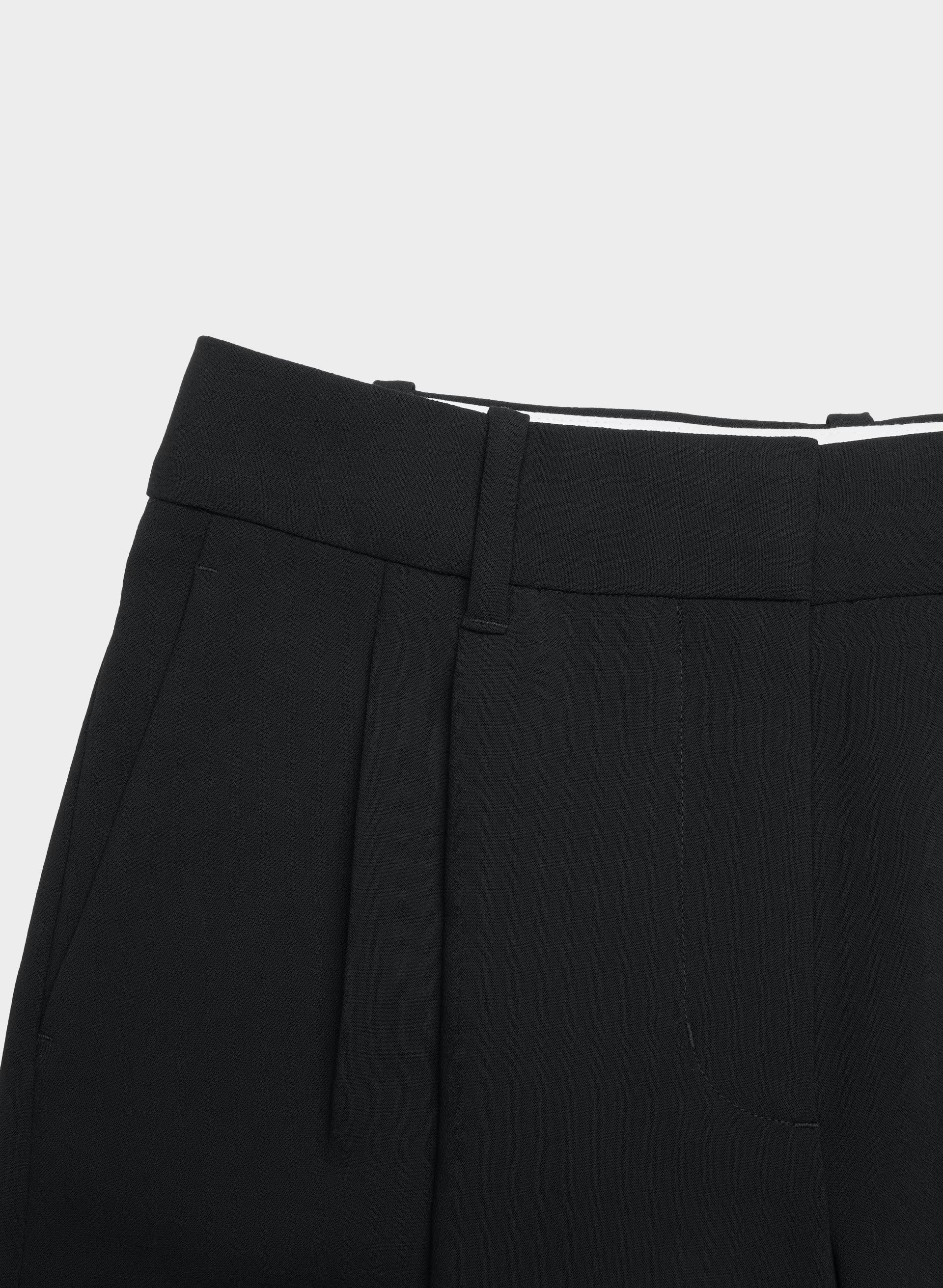 The Effortless Pant™ Lo-Rise - Crepette™ - BLACK