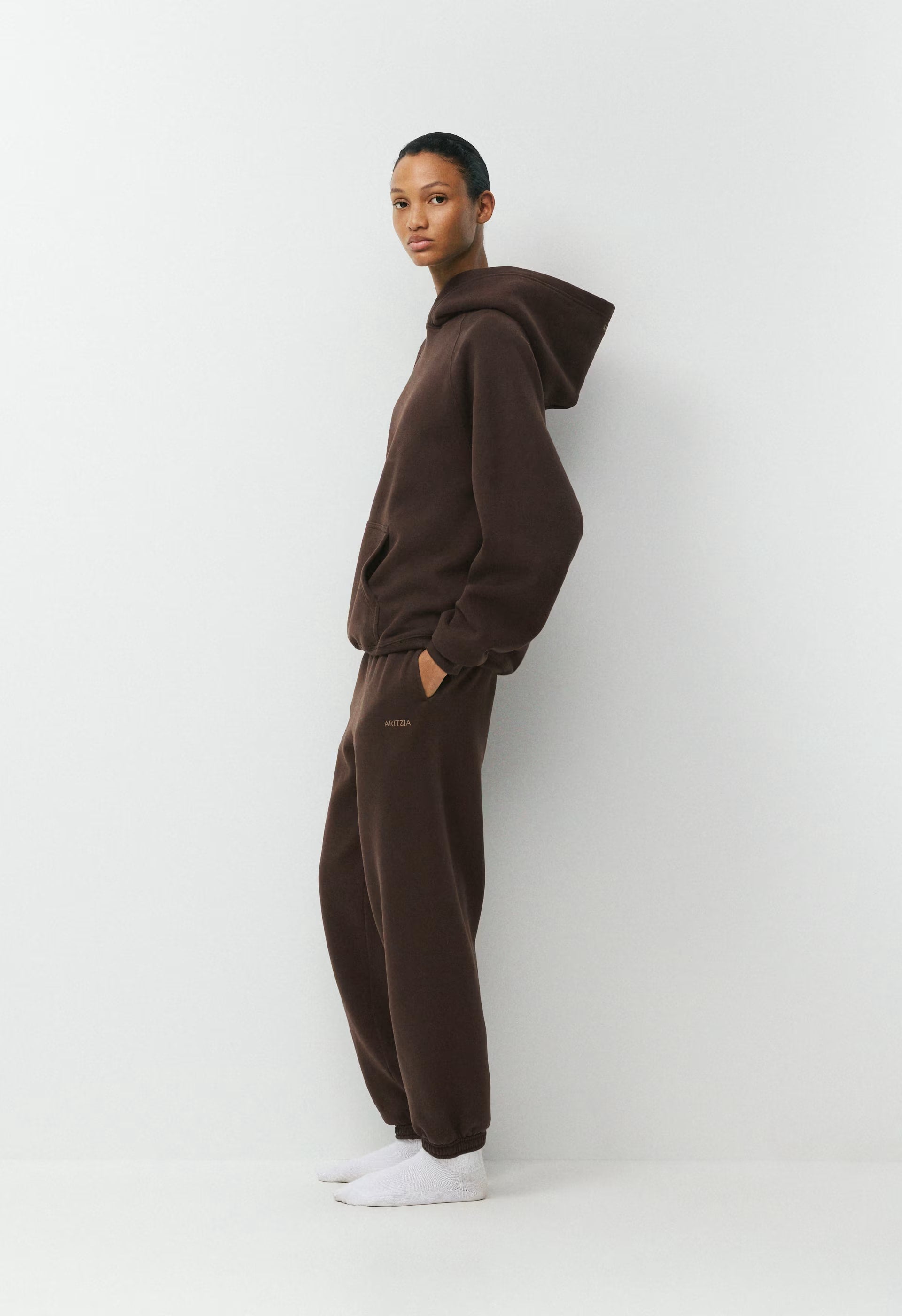 Cozy Sweatfleece Mega Jogger - RICH MOCHA BROWN
