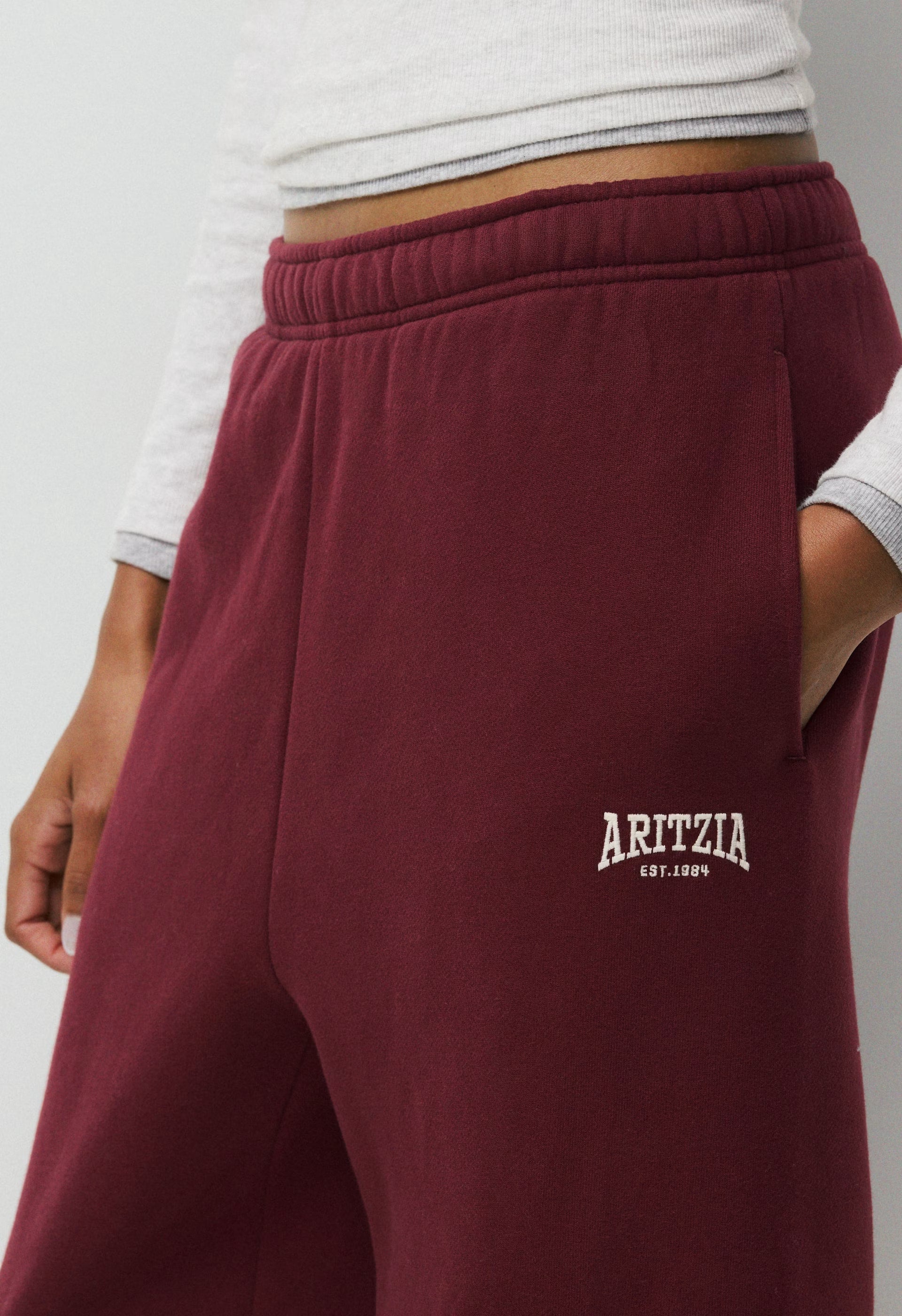 Cozy Sweatfleece Mega Jogger - FLSHNG RD /LGHT BRCH